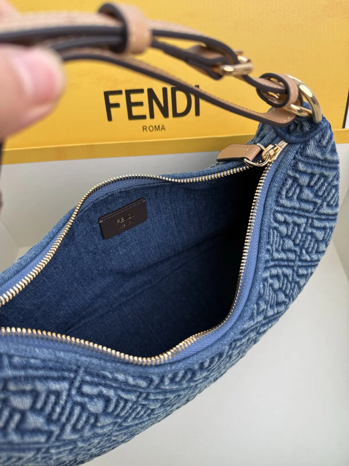 Fendi Style Denim Hobo Bag Lookbook Reference image 6