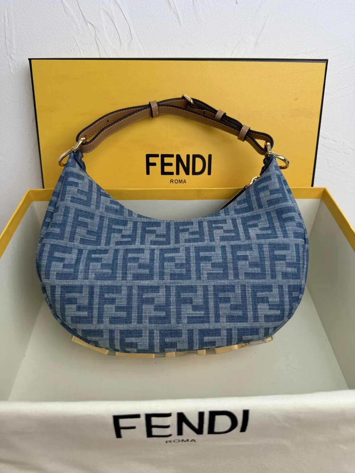 Fendi Style Denim Hobo Bag Lookbook Reference image 2