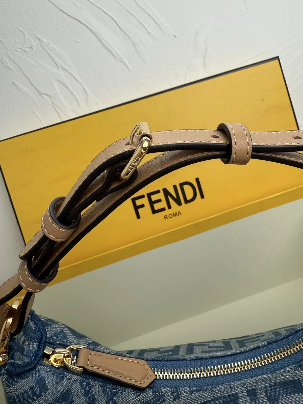 Fendi Style Denim Hobo Bag Lookbook Reference image 5