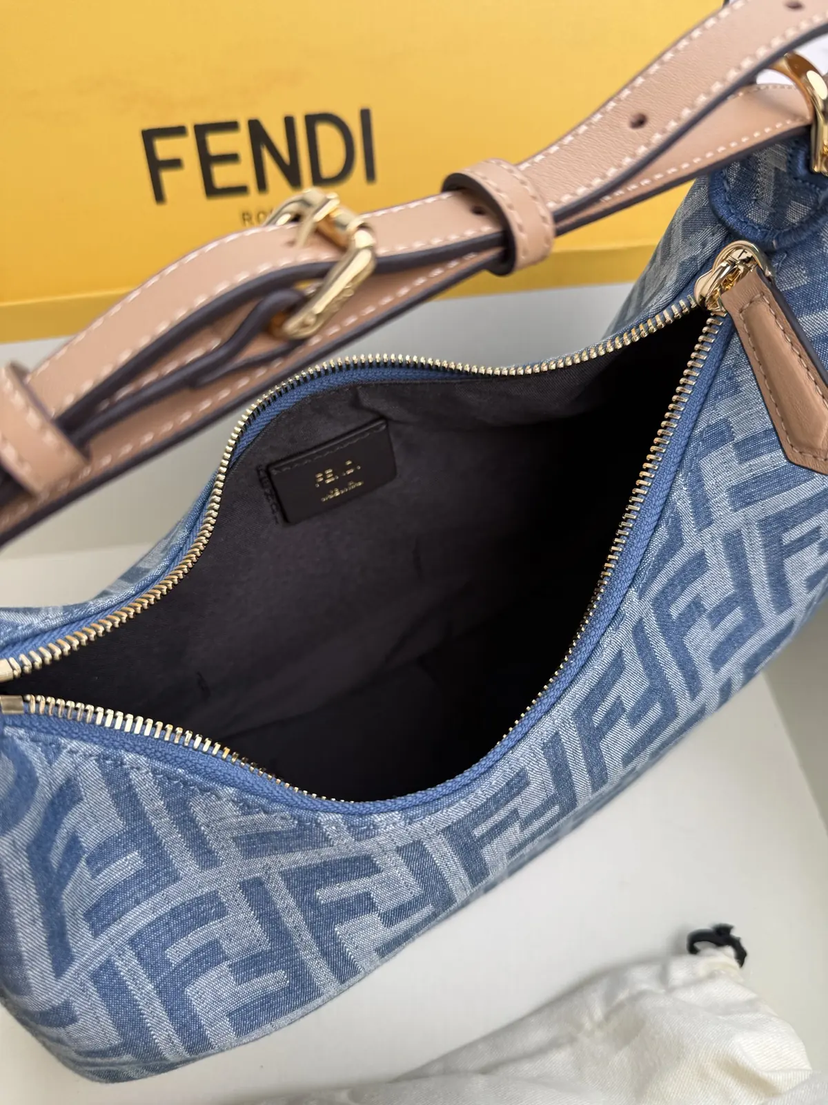 Fendi Style Denim Hobo Bag Lookbook Reference image 6