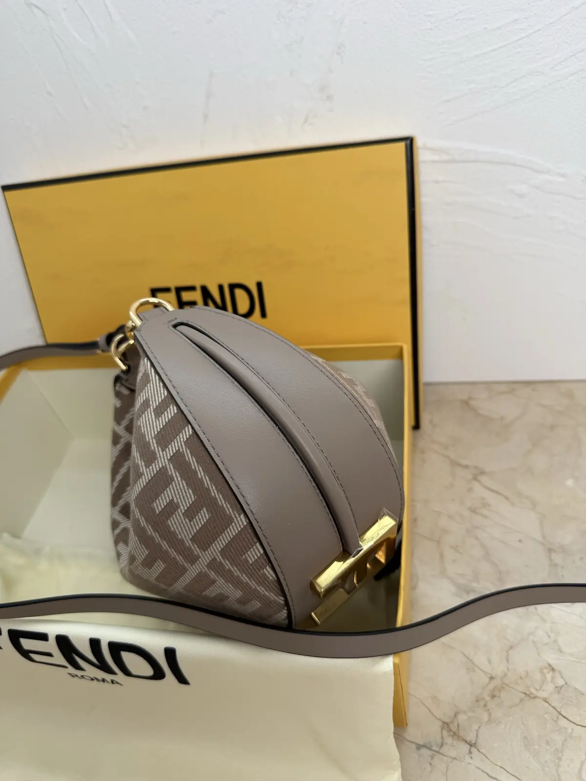 Fendi Style Grey Hobo Bag Lookbook Reference image 3