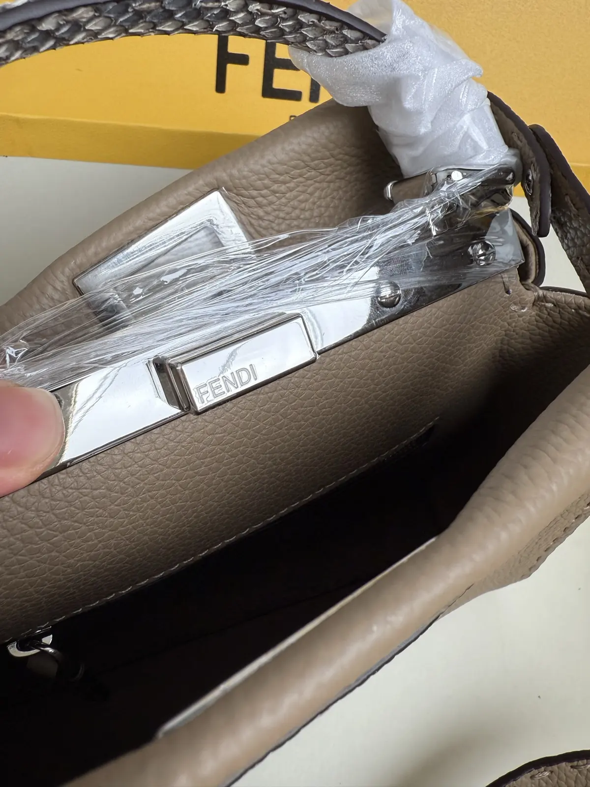 Fendi Style Leather Bag Lookbook Reference image 4