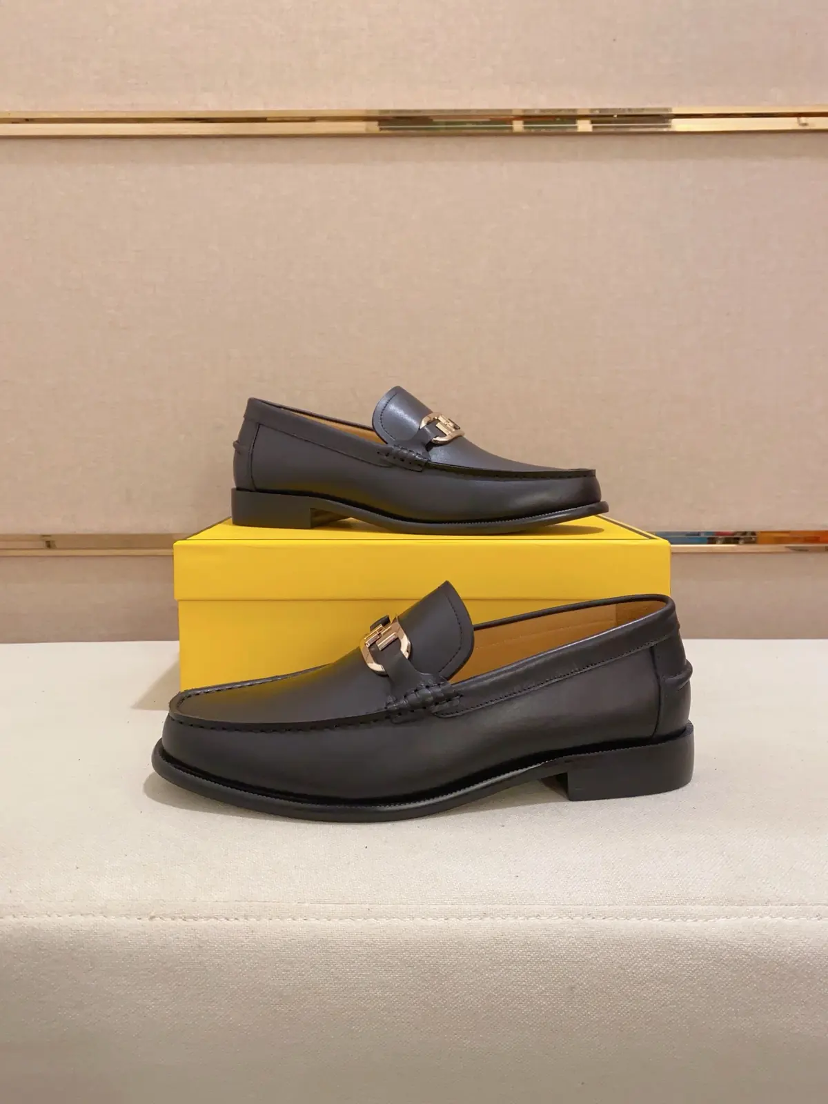 Fendi Style Leather Men's Shoes Lookbook Reference image 5