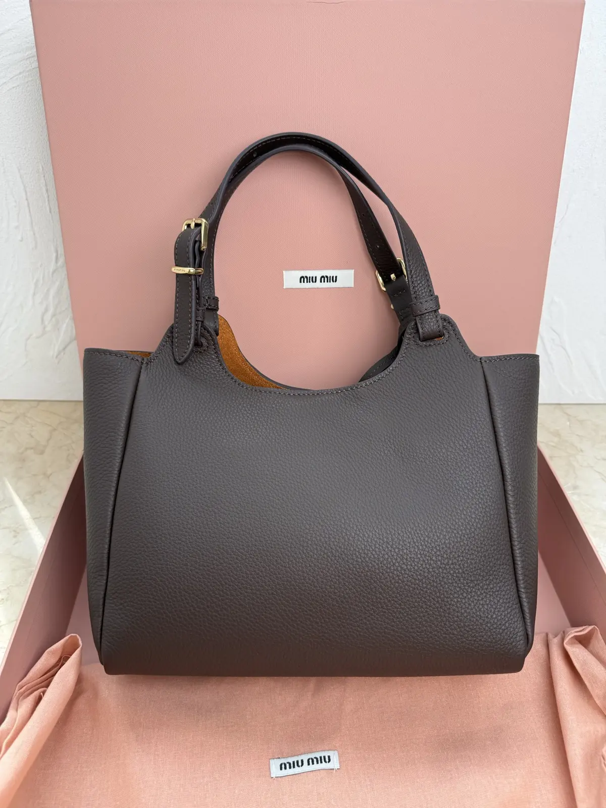 Fendi Style Leather Tote Bag Lookbook Reference image 2