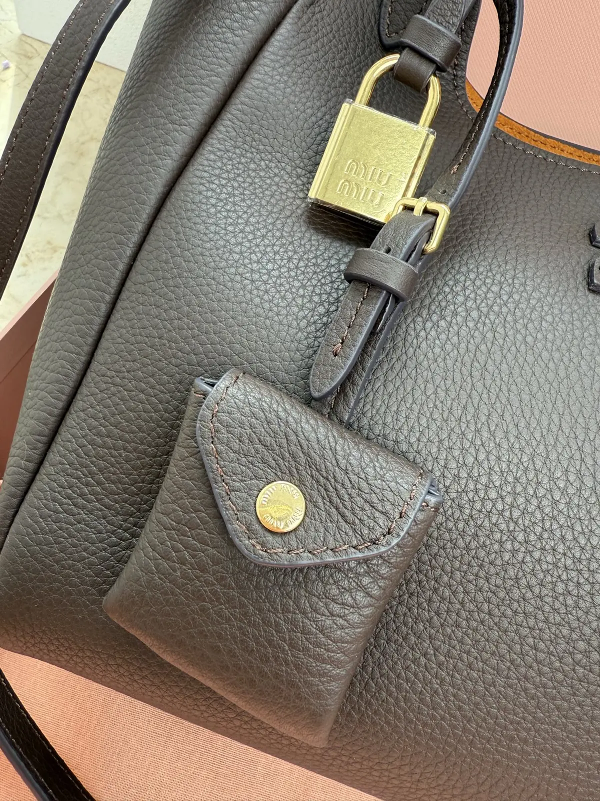 Fendi Style Leather Tote Bag Lookbook Reference image 5