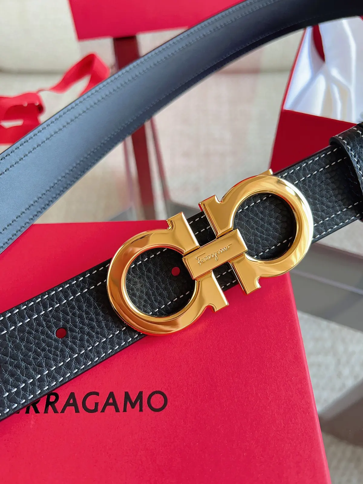 Ferragamo（男） Style Leather Men's Belts Lookbook Reference image 4