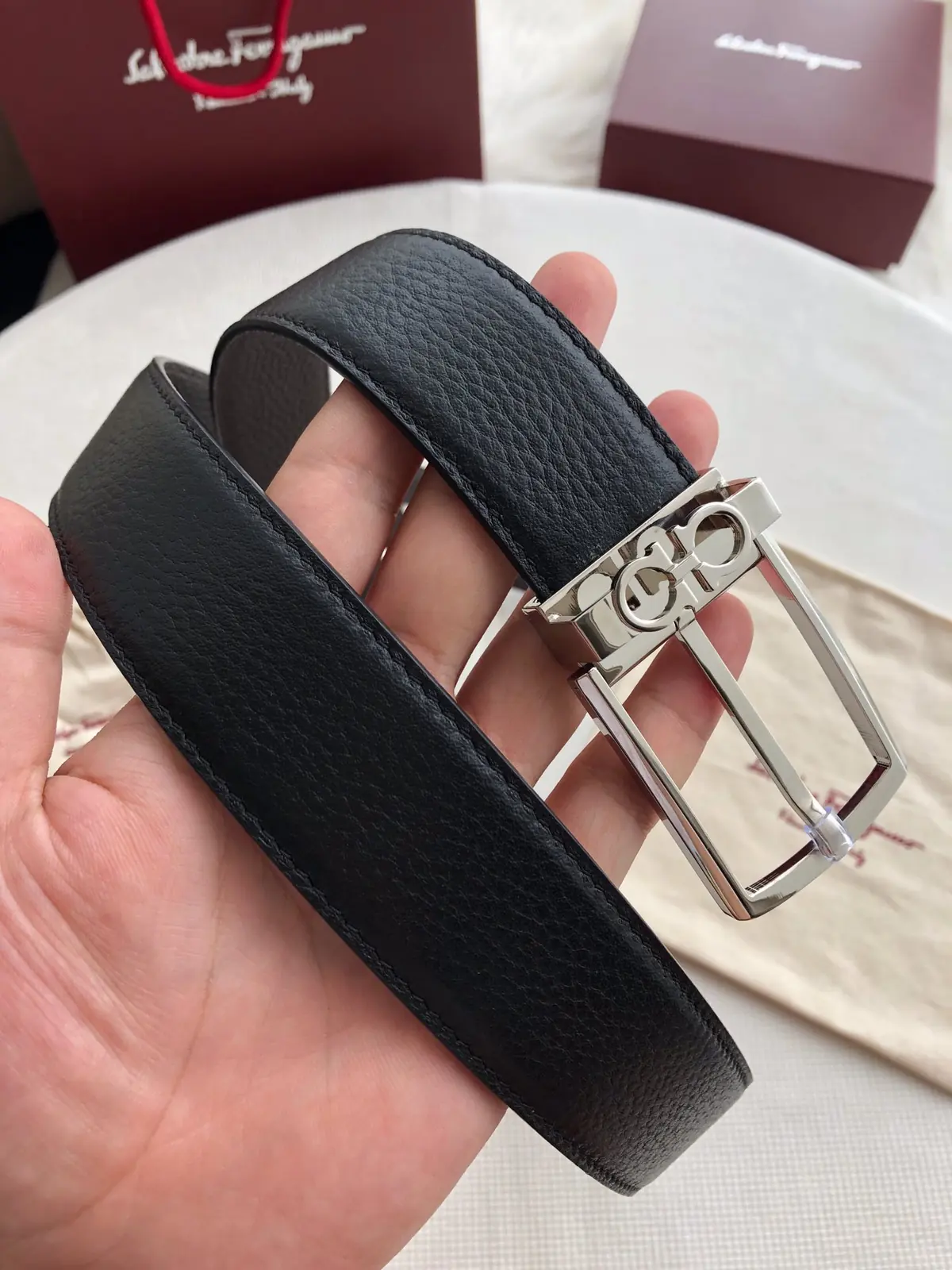 Ferragamo（男） Style Leather Men's Belts Lookbook Reference image 5