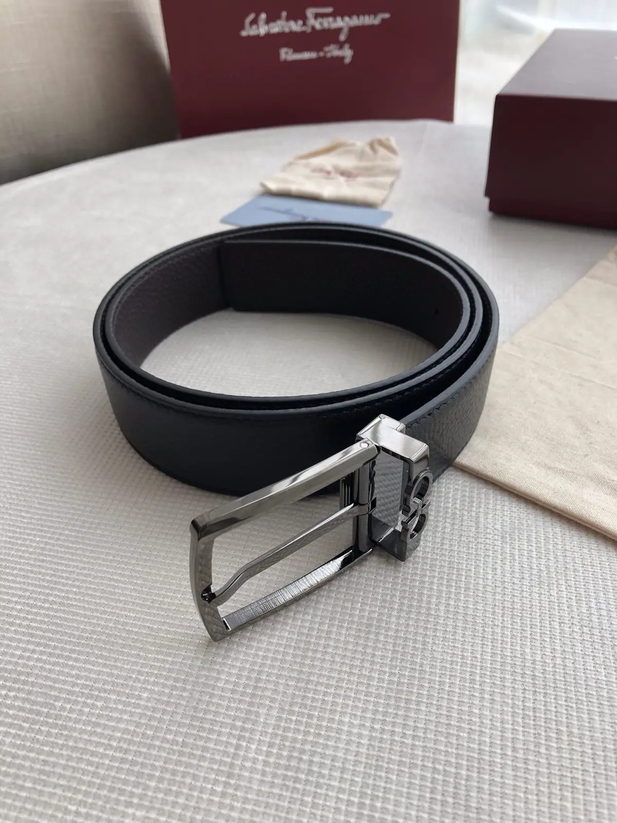 Ferragamo（男） Style Leather Men's Belts Lookbook Reference image 6