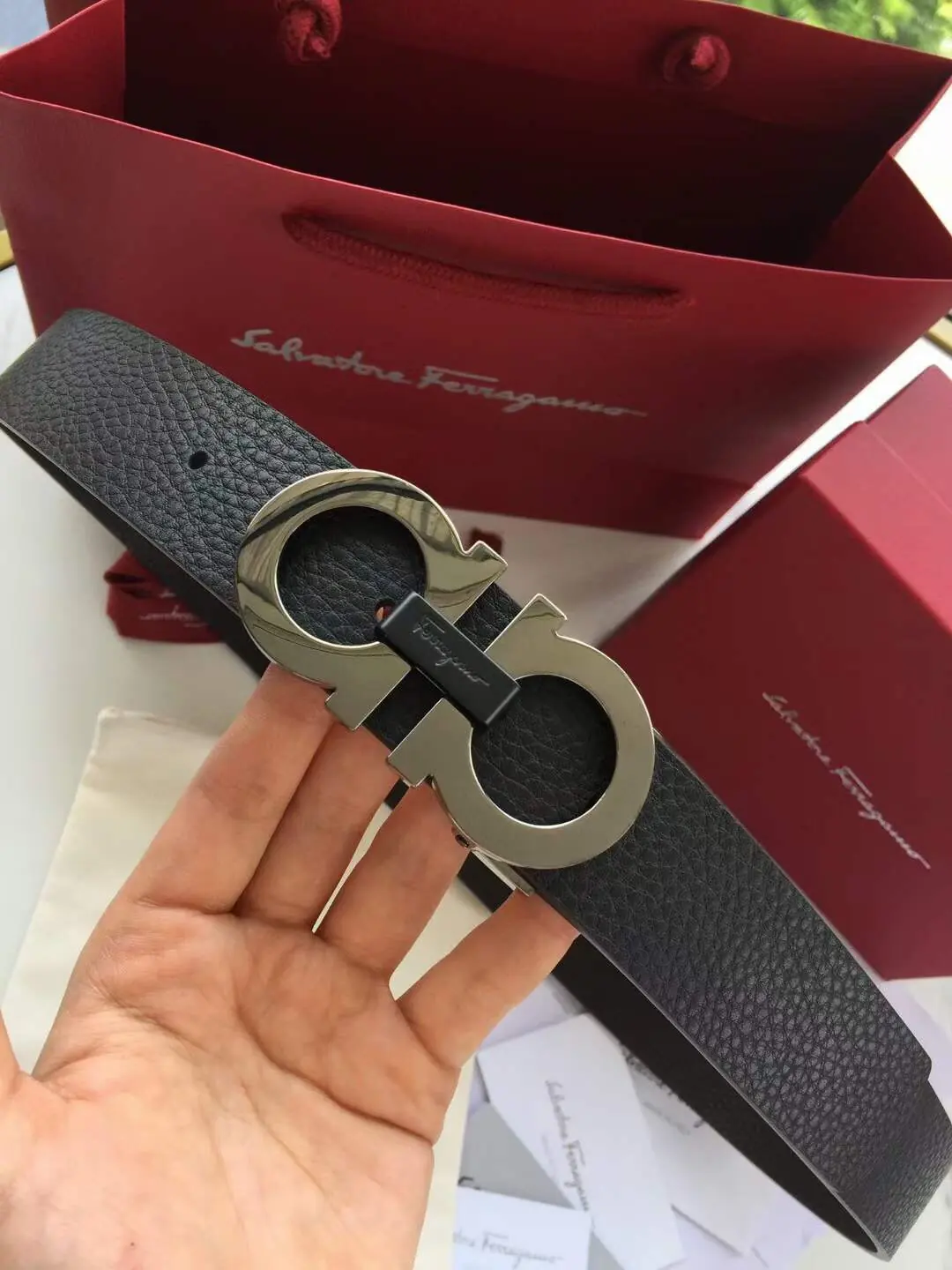 Ferragamo（男） Style Leather Men's Belts Lookbook Reference image 3