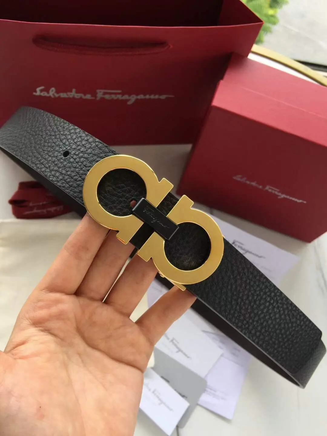 Ferragamo（男） Style Leather Men's Belts Lookbook Reference image 3