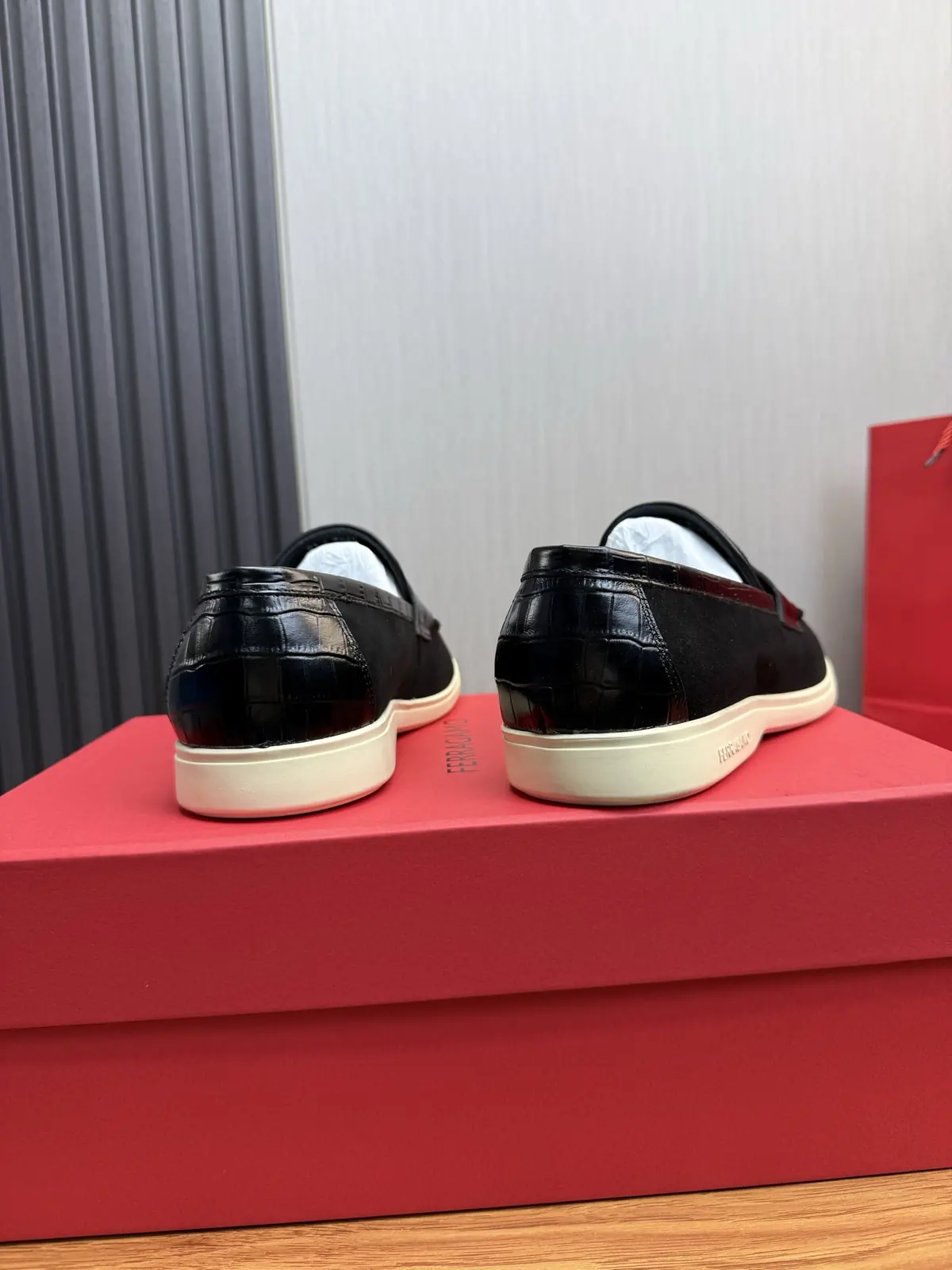 Ferragamo Style Leather Men's Shoes Lookbook Reference image 5