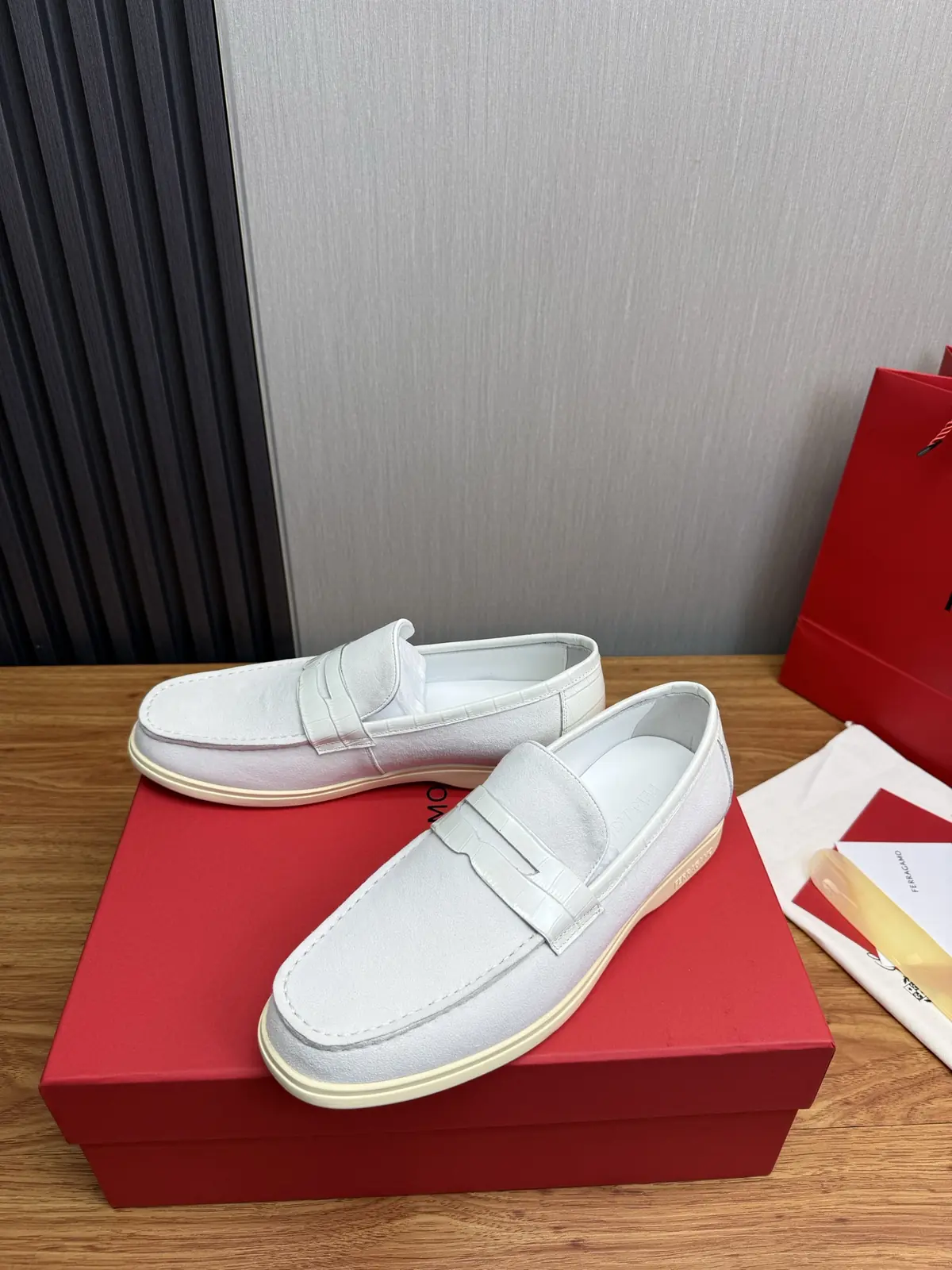 Ferragamo Style Leather Men's Shoes Lookbook Reference image 3