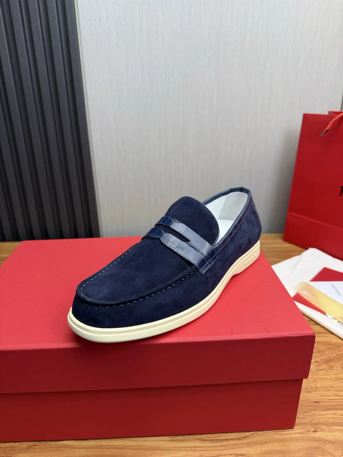 Ferragamo Style Leather Men's Shoes Lookbook Reference image 1