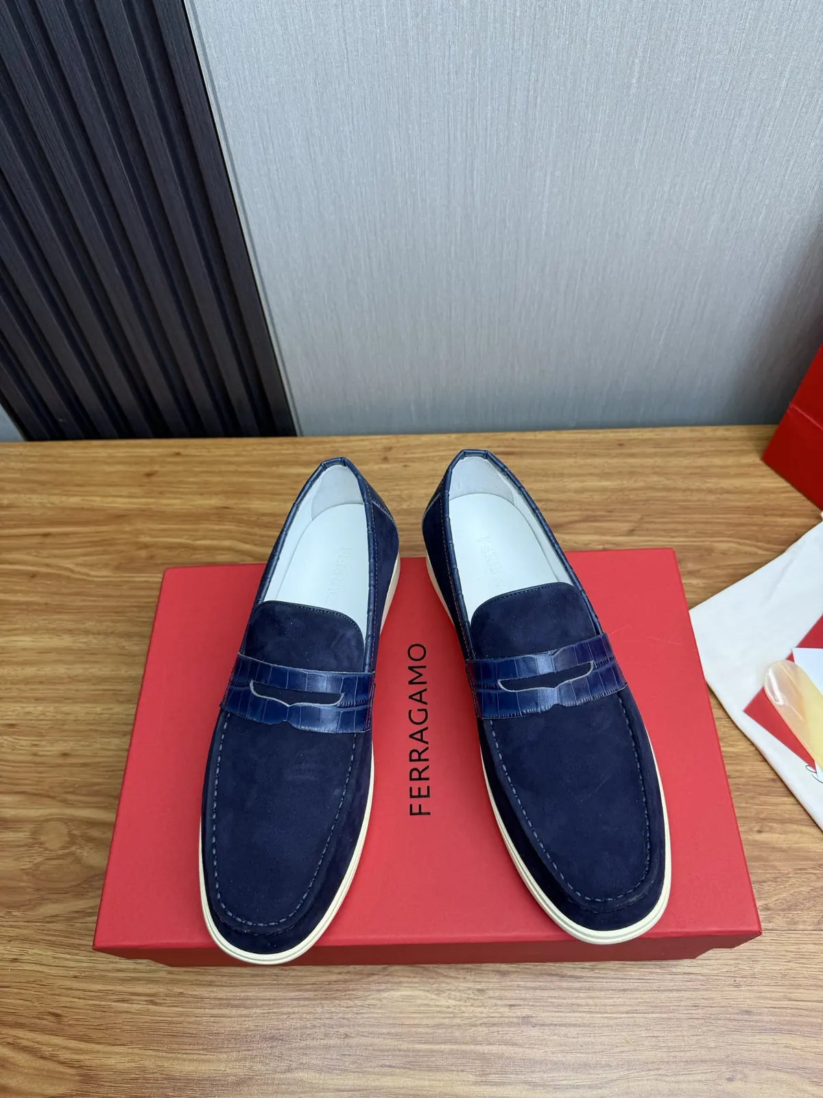 Ferragamo Style Leather Men's Shoes Lookbook Reference image 2