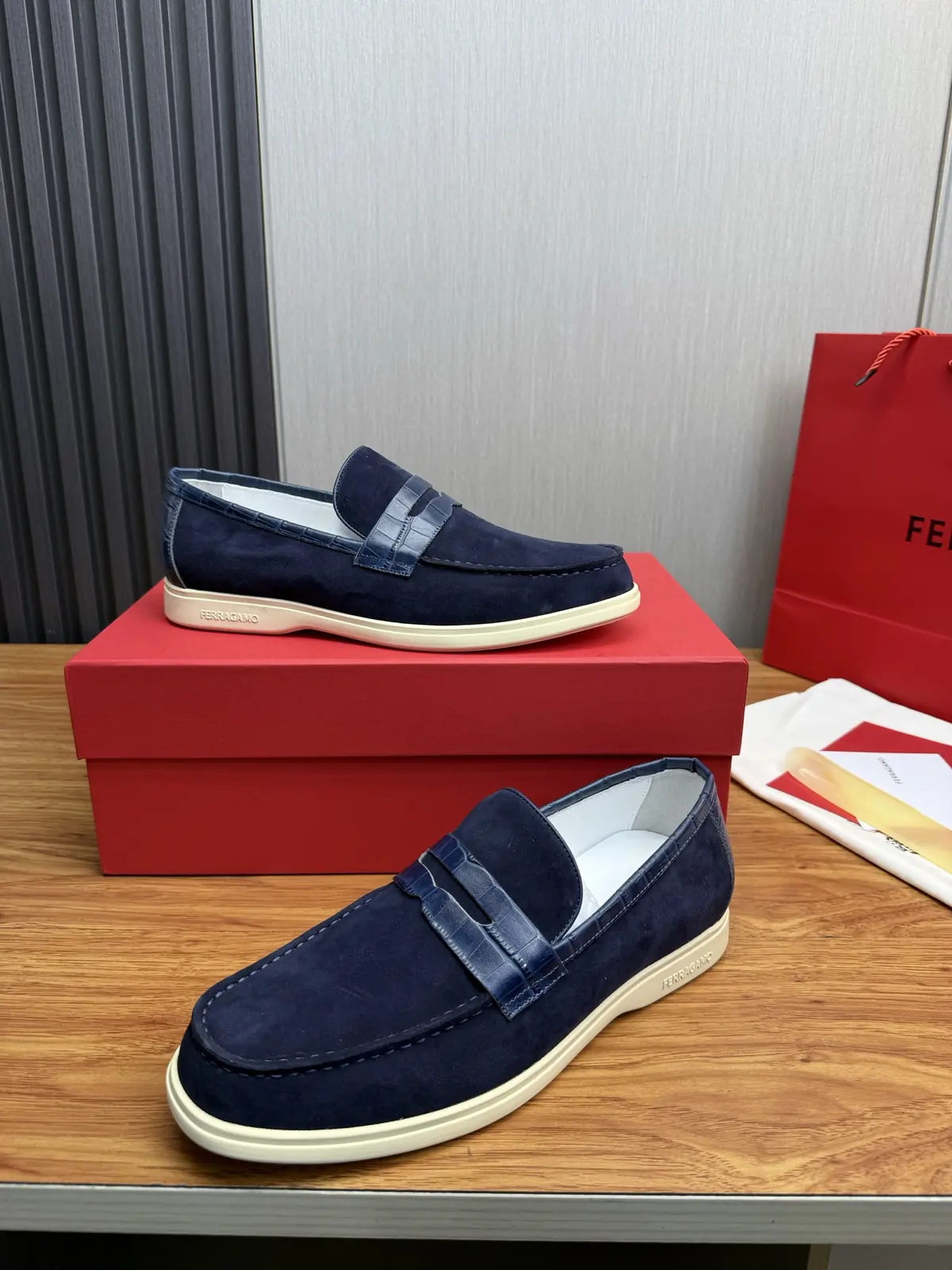 Ferragamo Style Leather Men's Shoes Lookbook Reference image 4