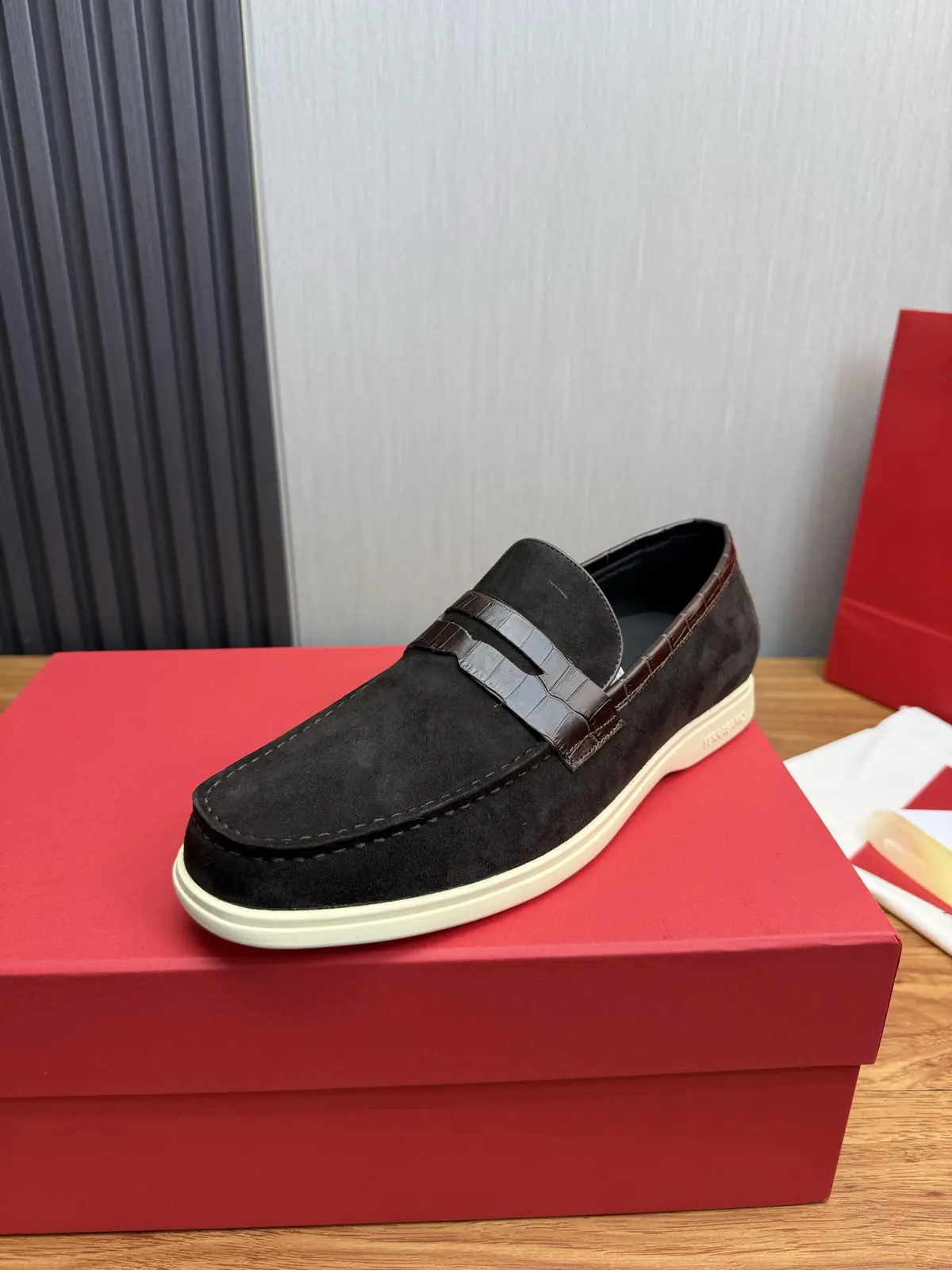 Ferragamo Style Leather Men's Shoes Lookbook Reference image 1