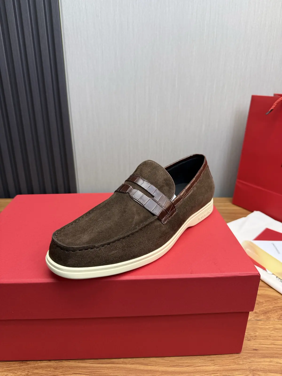 Ferragamo Style Leather Men's Shoes Lookbook Reference image 1