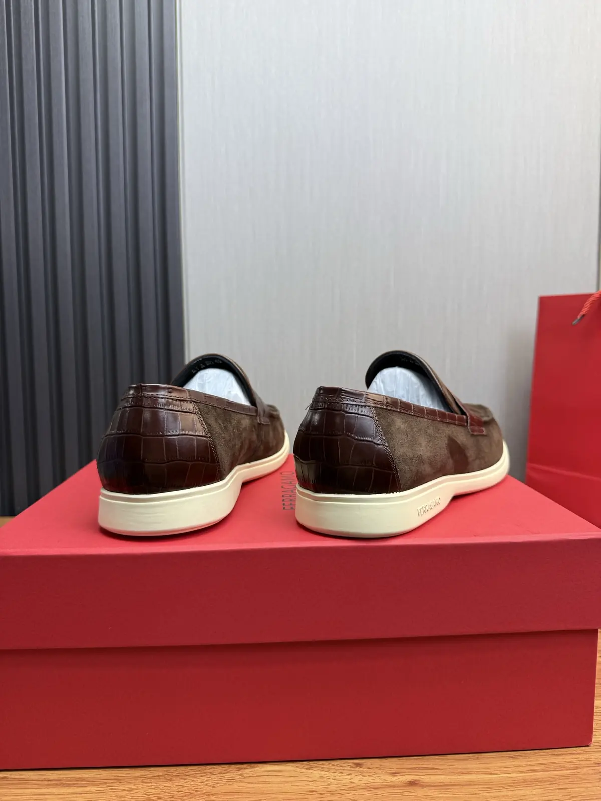 Ferragamo Style Leather Men's Shoes Lookbook Reference image 4