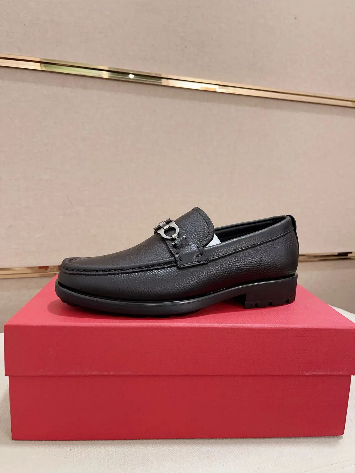 Ferragamo Style Leather Men's Shoes Lookbook Reference image 1