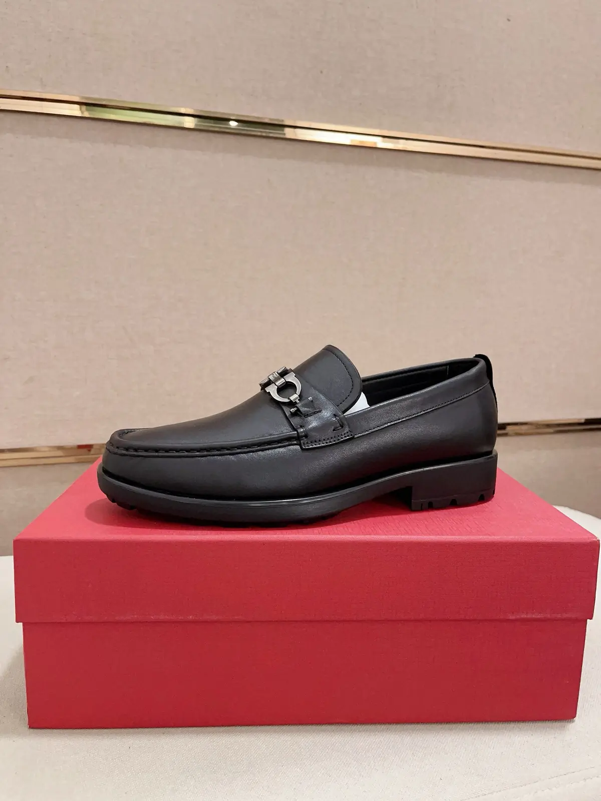 Ferragamo Style Leather Men's Shoes Lookbook Reference image 1