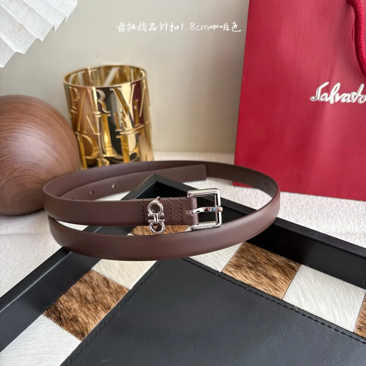 Ferragamo（女） Style Leather Women's Belts Lookbook Reference image 4