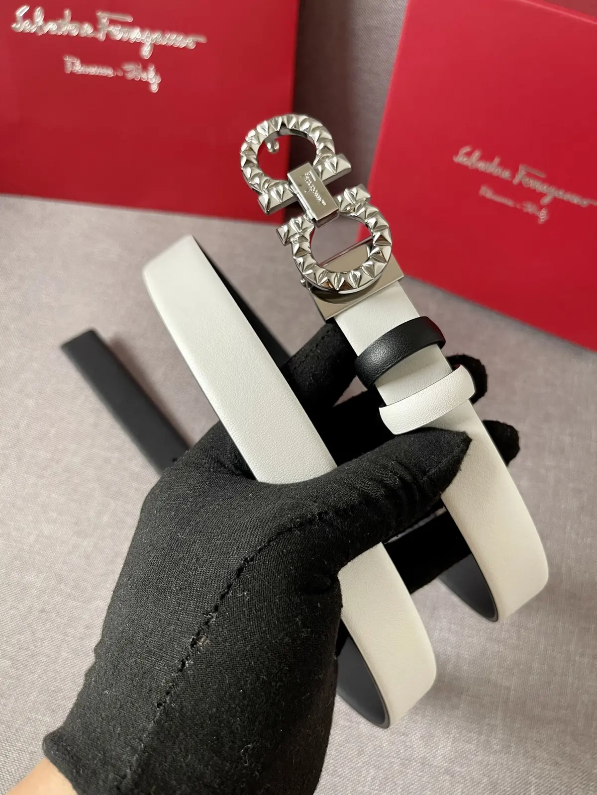 Ferragamo（女） Style Leather Women's Belts Lookbook Reference image 4