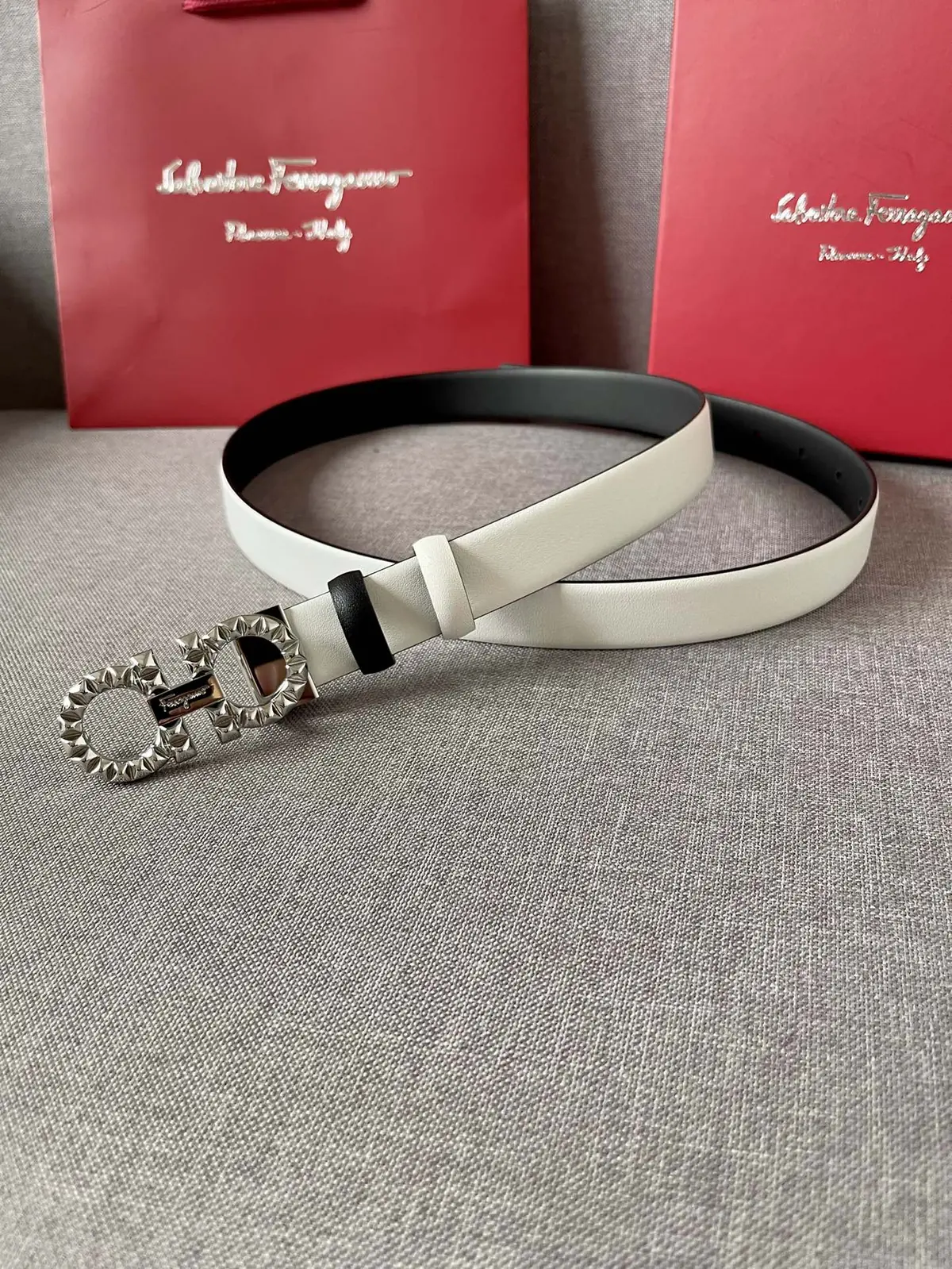 Ferragamo（女） Style Leather Women's Belts Lookbook Reference image 5