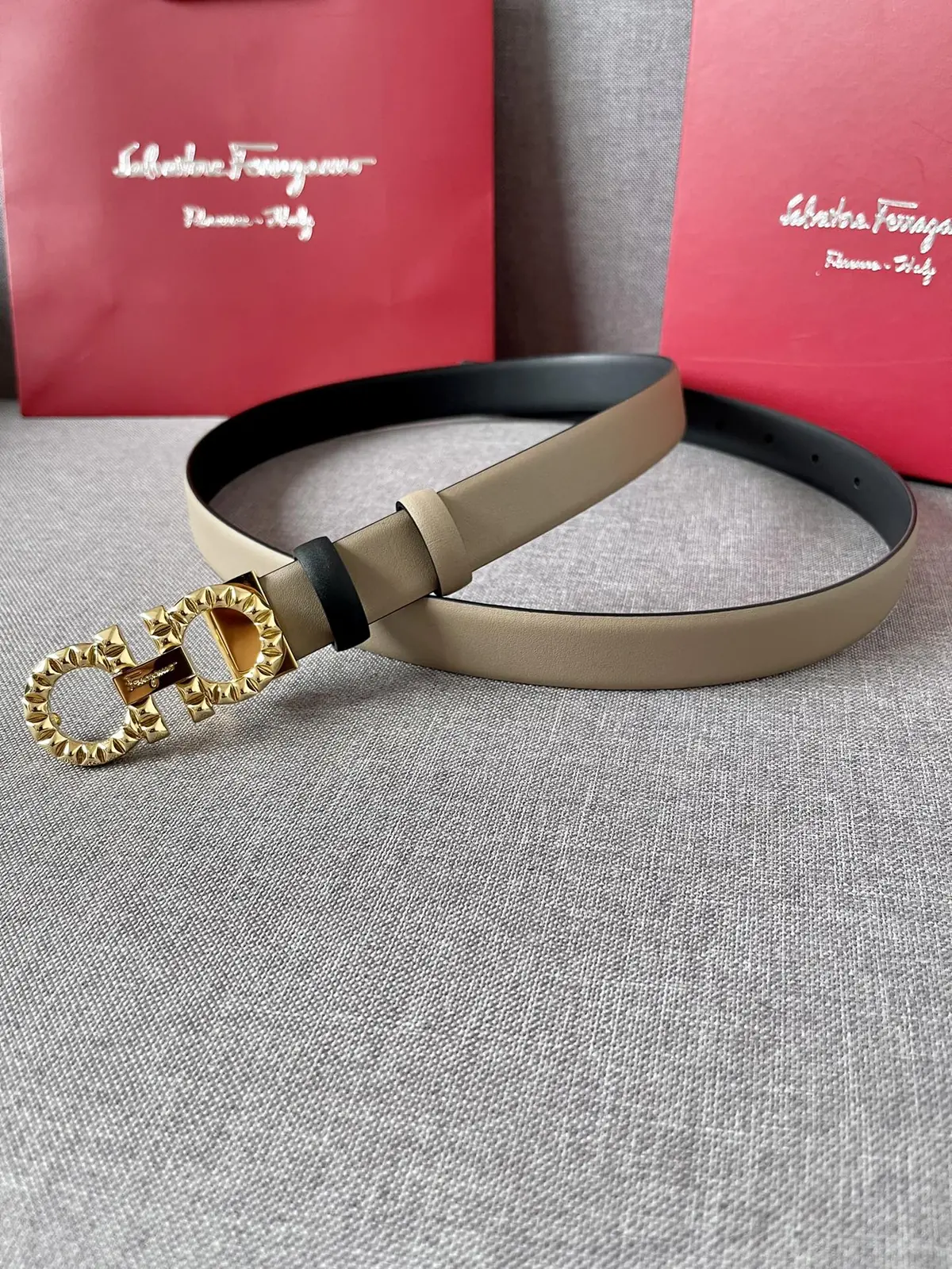 Ferragamo（女） Style Leather Women's Belts Lookbook Reference image 5