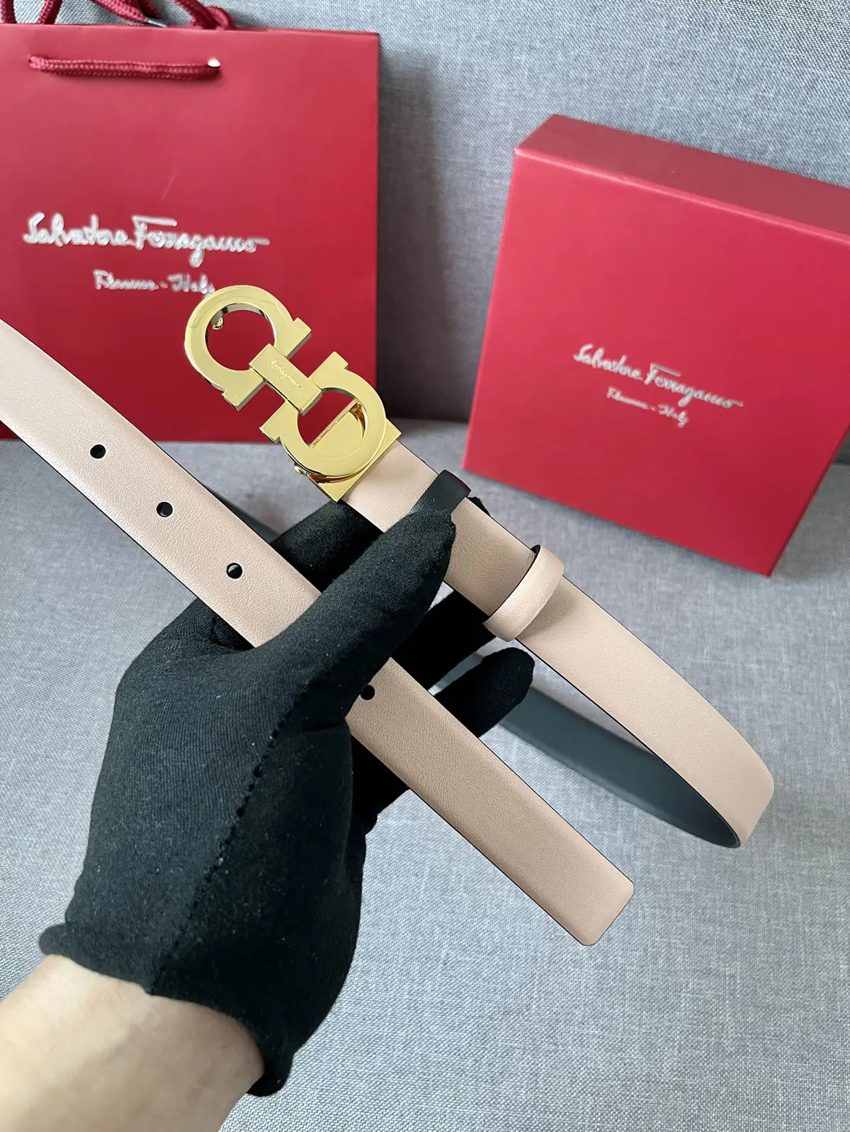 Ferragamo（女） Style Leather Women's Belts Lookbook Reference image 3