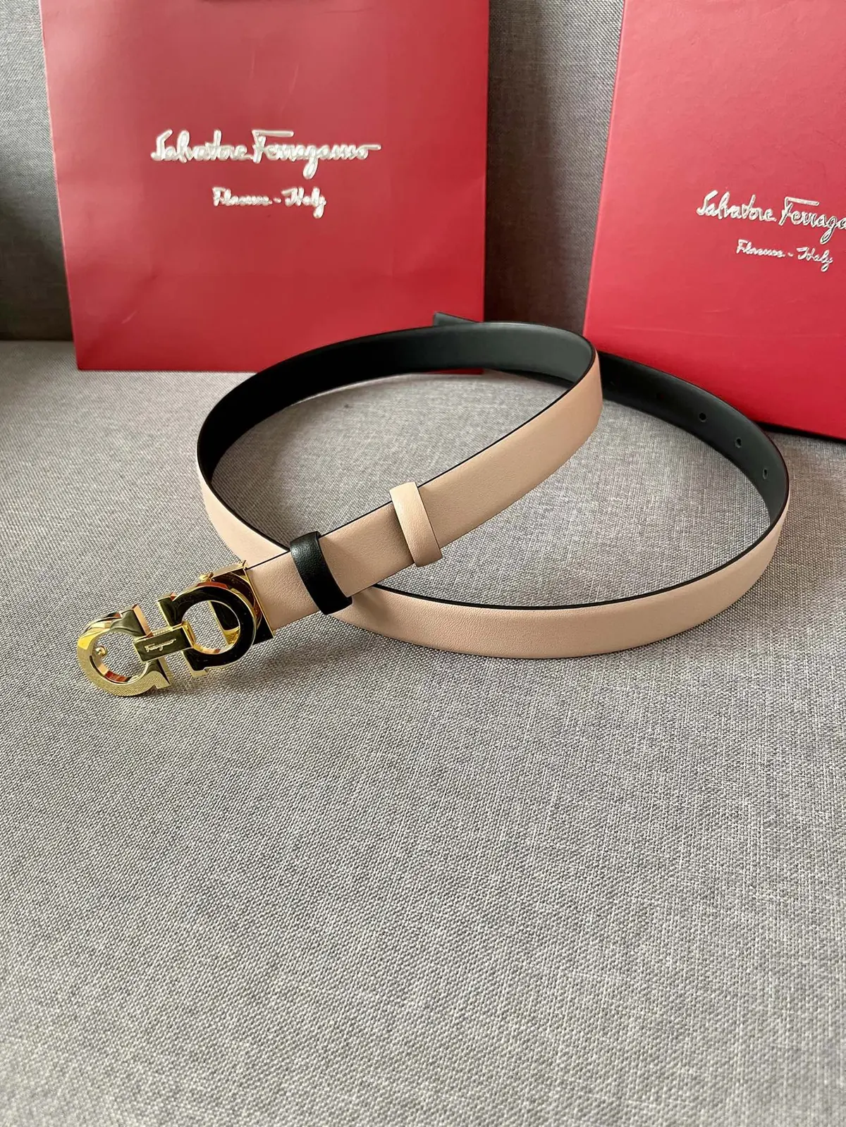 Ferragamo（女） Style Leather Women's Belts Lookbook Reference image 5