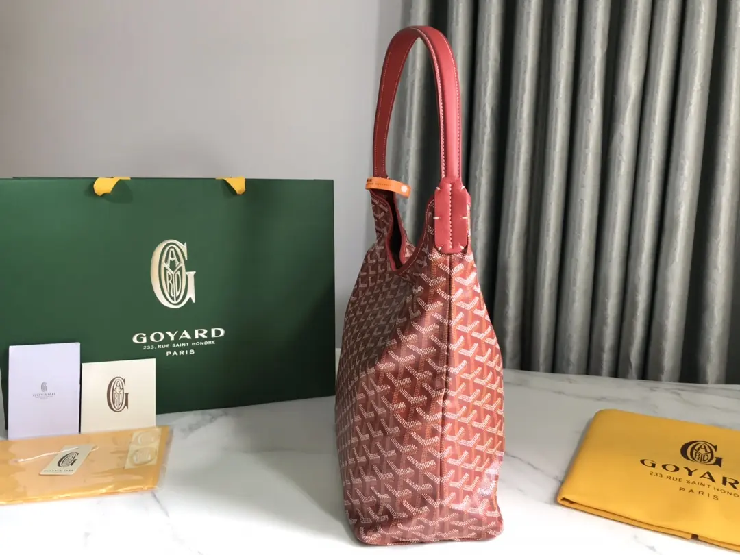 Goyard Style Beige Tote Bag Lookbook Reference image 2