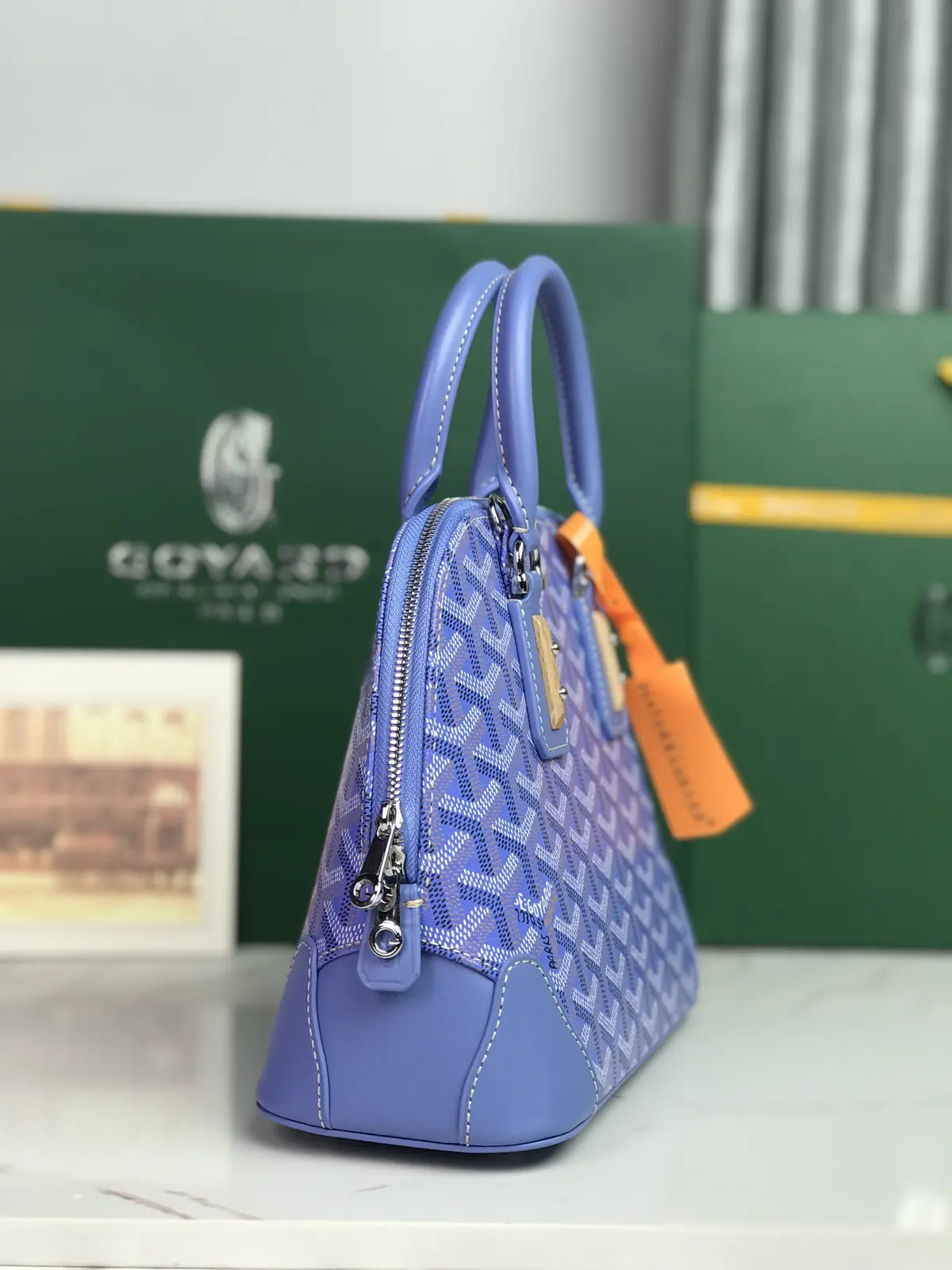 Goyard Style Black Leather Shoulder Bag Lookbook Reference image 3
