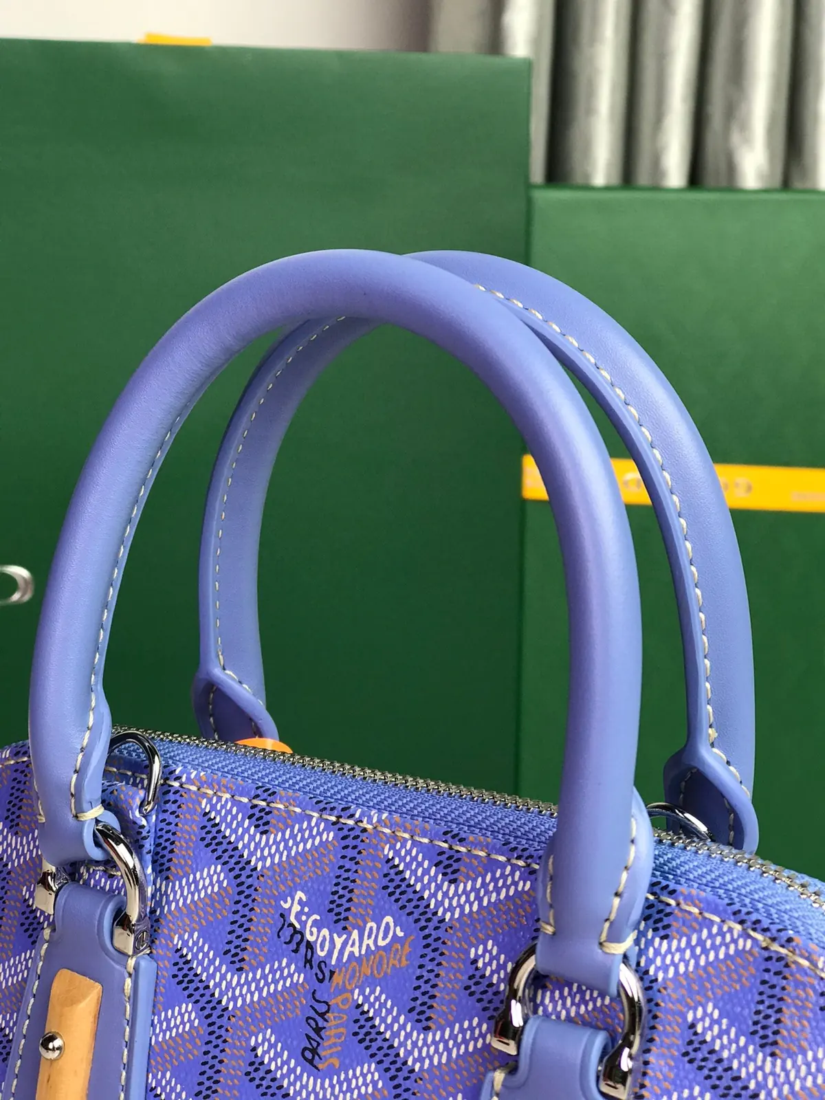 Goyard Style Black Leather Shoulder Bag Lookbook Reference image 4