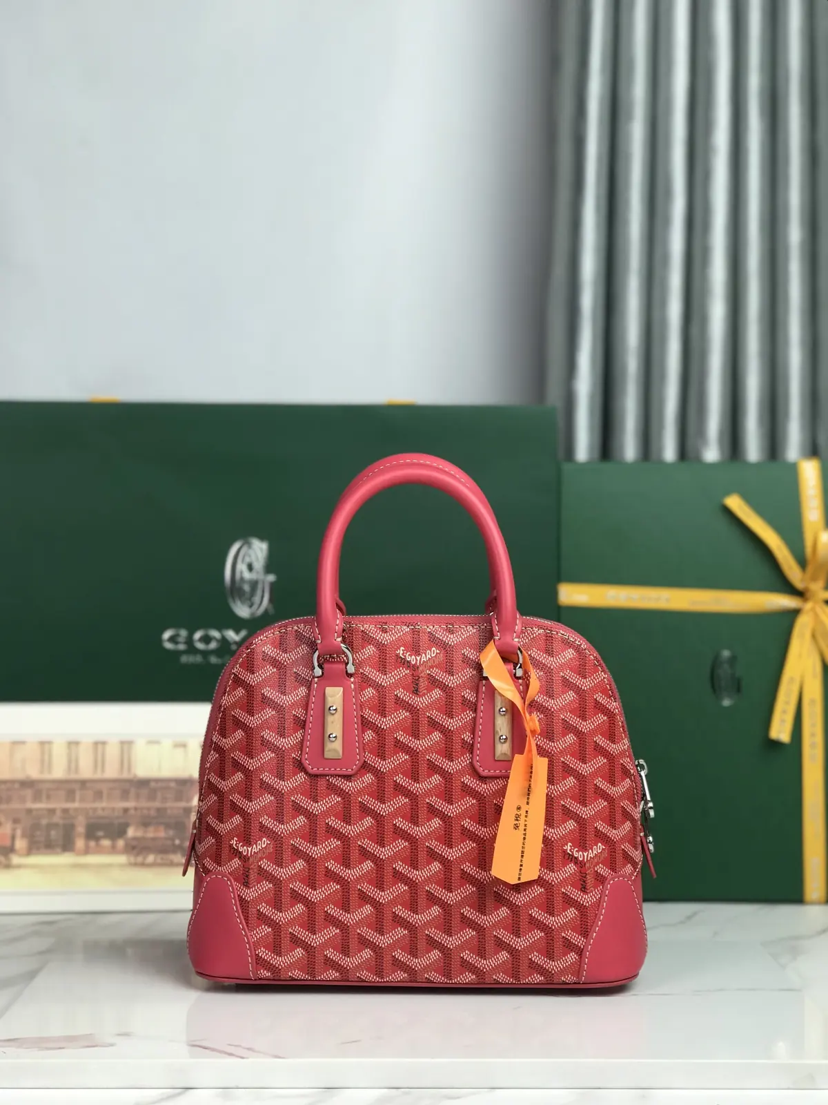 Goyard Style Black Leather Shoulder Bag Lookbook Reference image 1