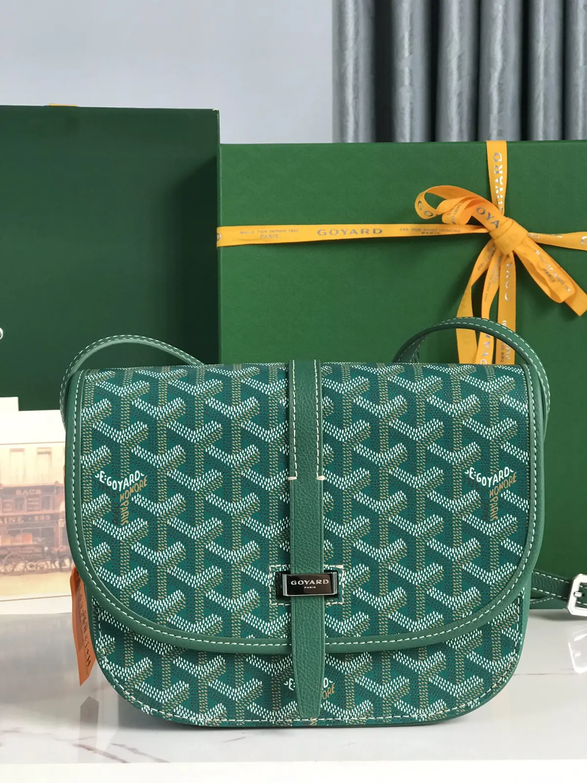 Goyard Style Gold Leather Shoulder Bag Lookbook Reference image 1