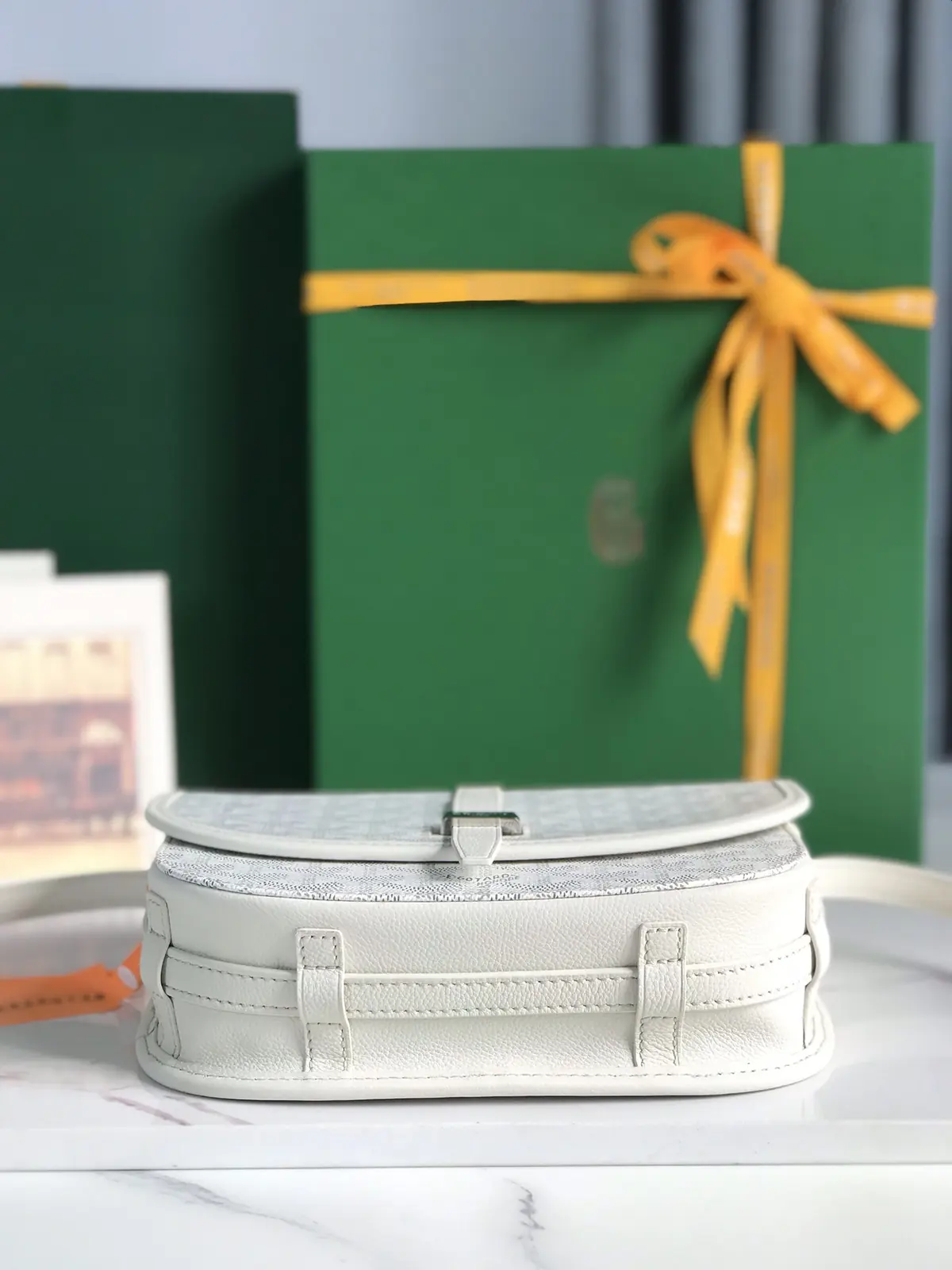 Goyard Style Gold Leather Shoulder Bag Lookbook Reference image 4