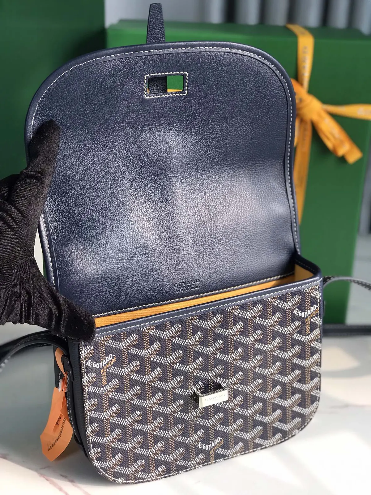 Goyard Style Gold Leather Shoulder Bag Lookbook Reference image 6