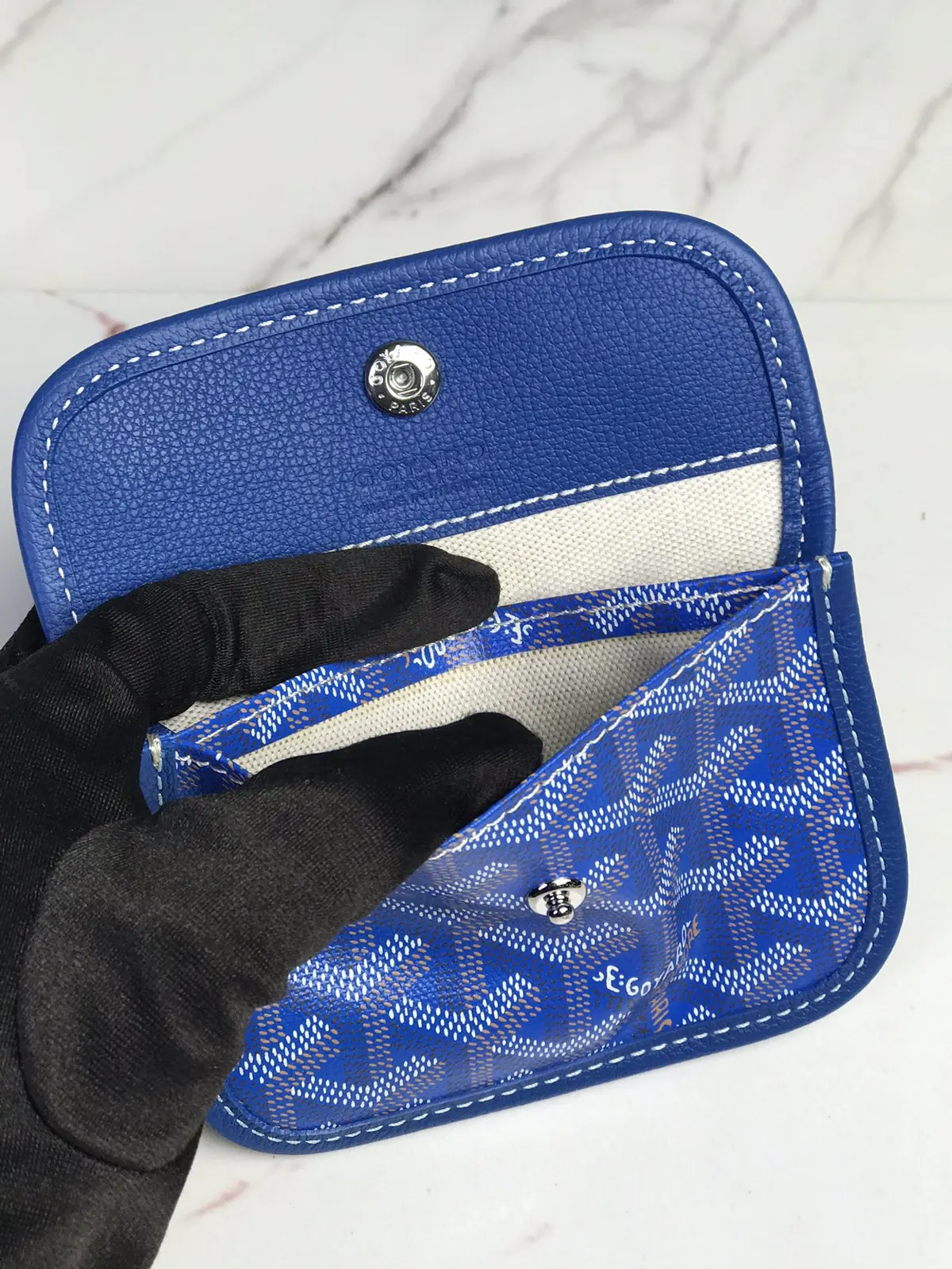 Goyard Style Hobo Bag Lookbook Reference image 6