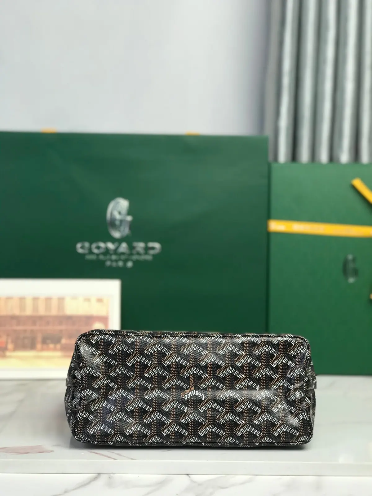 Goyard Style Hobo Bag Lookbook Reference image 4
