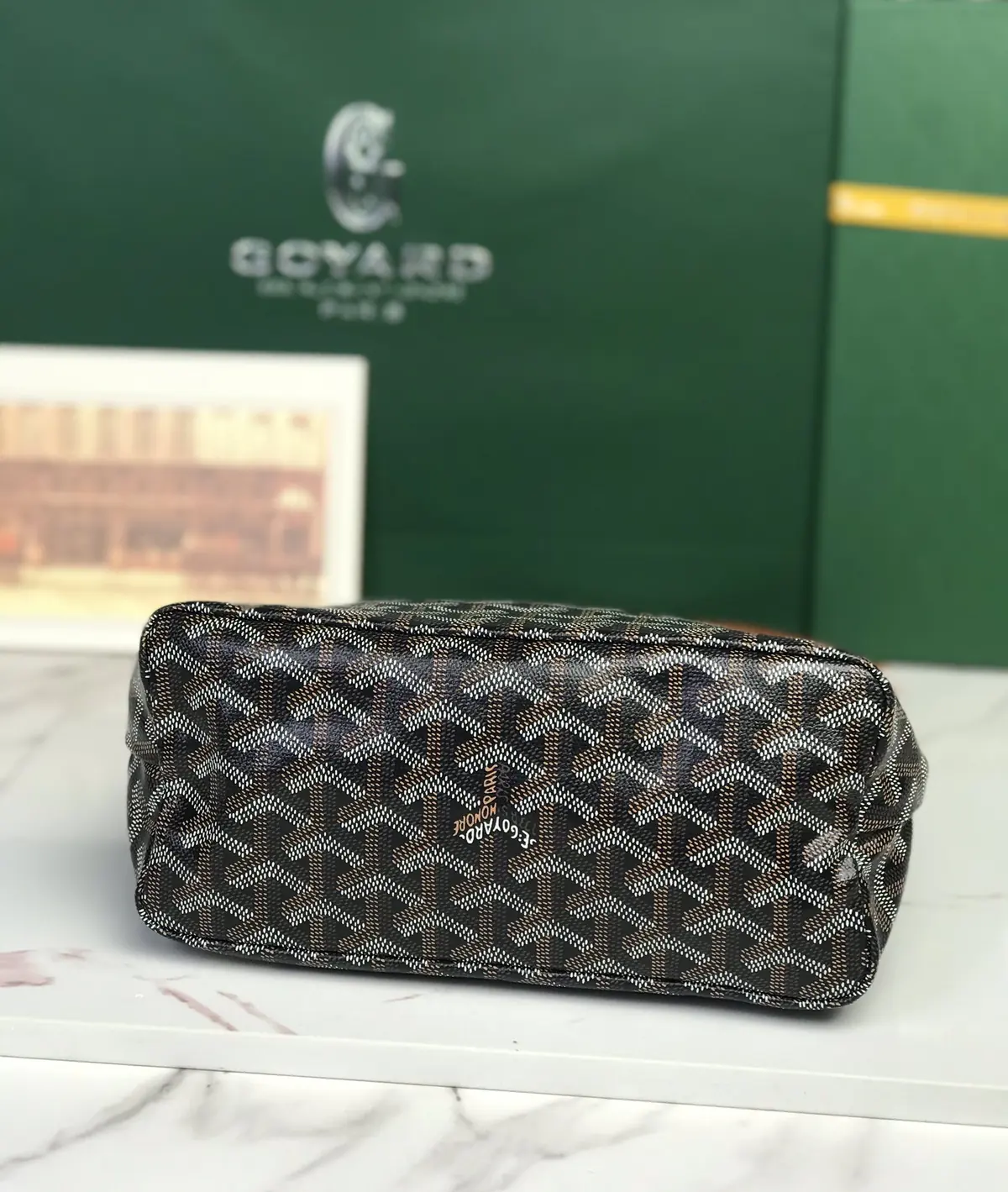 Goyard Style Hobo Bag Lookbook Reference image 4
