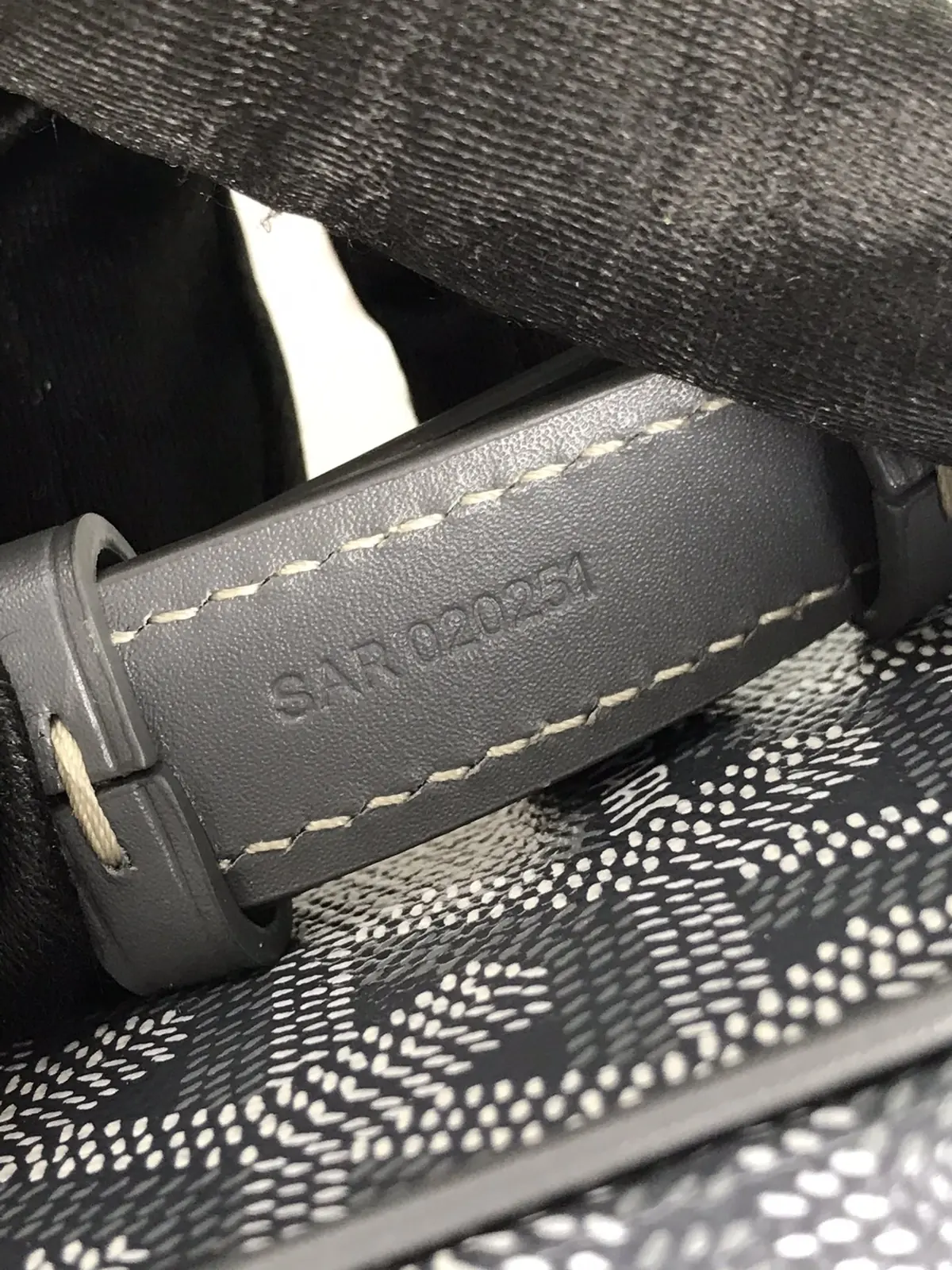 Goyard Style Leather Crossbody Bag Lookbook Reference image 5