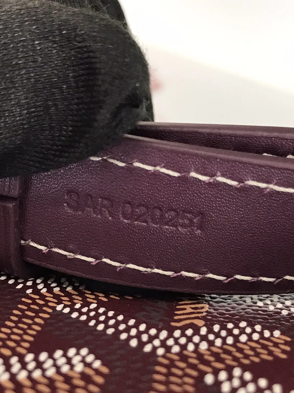 Goyard Style Leather Crossbody Bag Lookbook Reference image 6