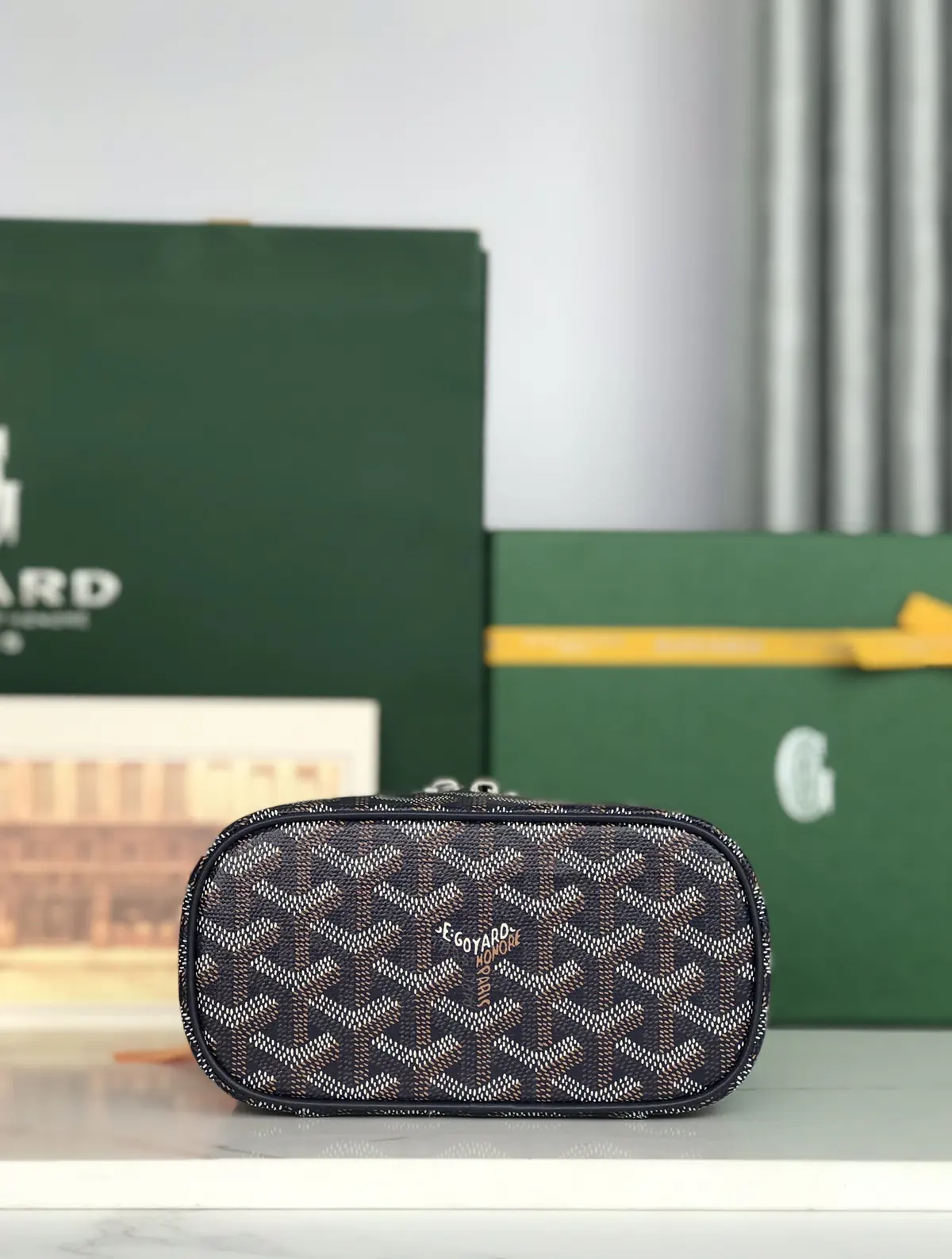 Goyard Style Leather Crossbody Bag Lookbook Reference image 4