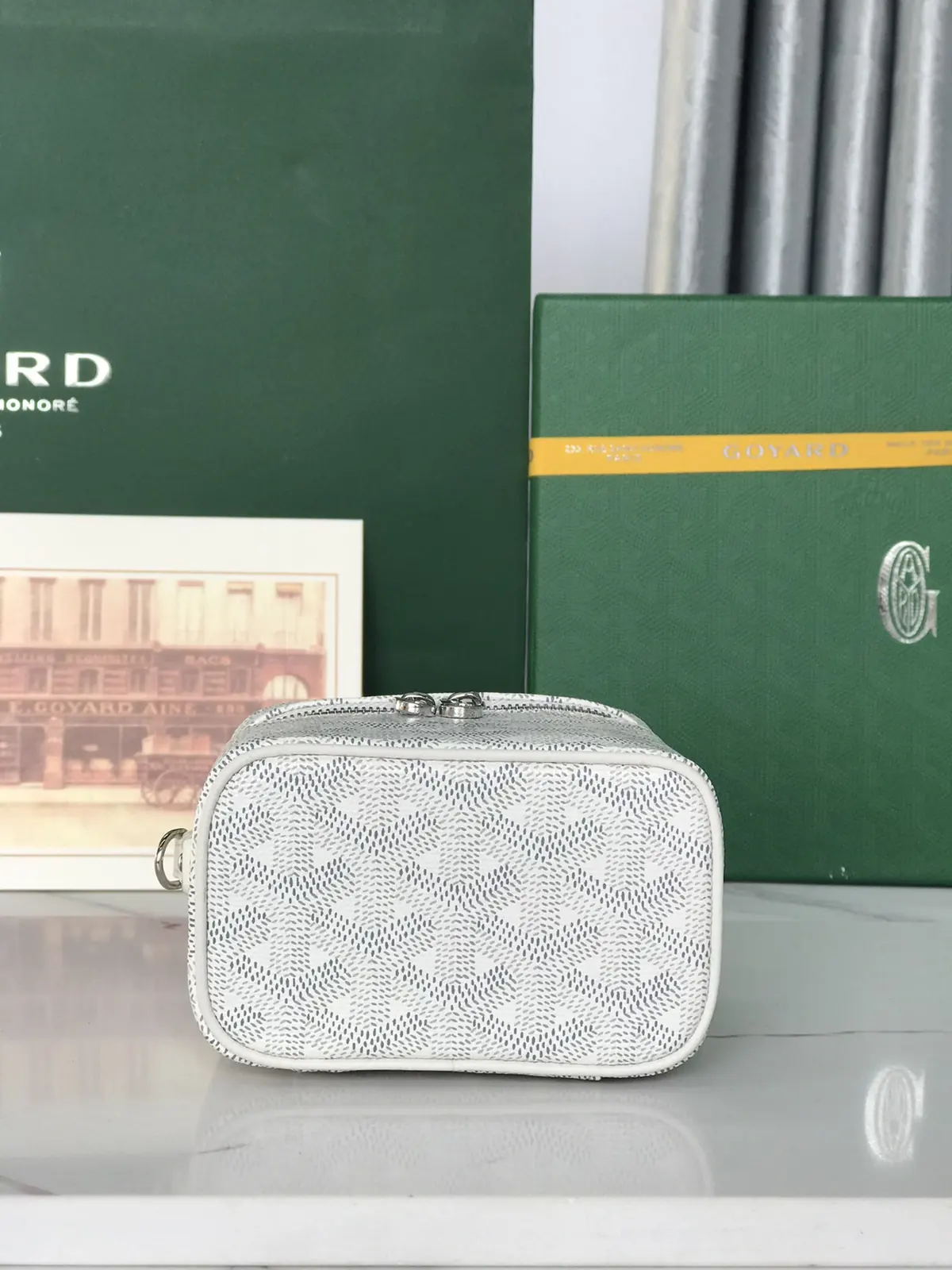 Goyard Style Leather Crossbody Bag Lookbook Reference image 4
