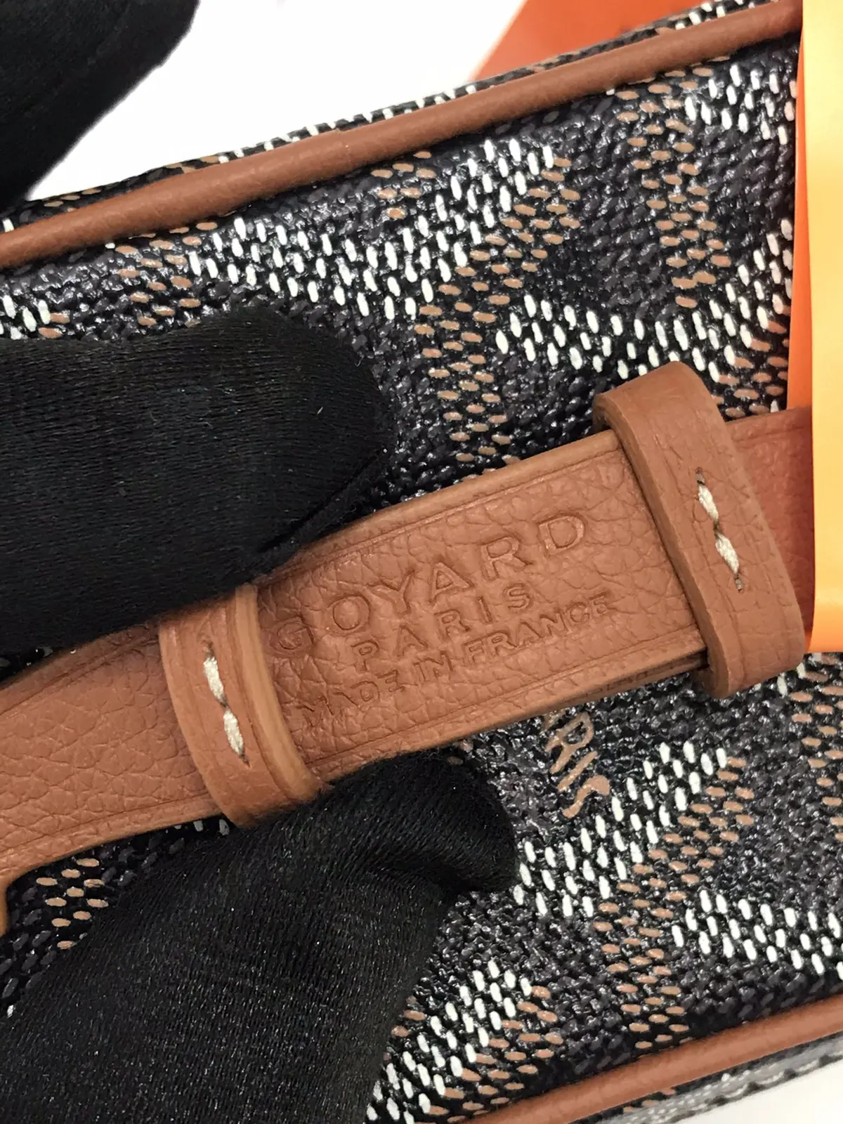 Goyard Style Leather Crossbody Bag Lookbook Reference image 6