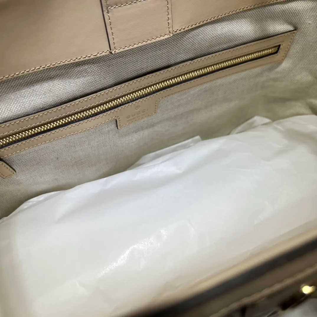Gucci Style Beige Bag Lookbook Reference image 6