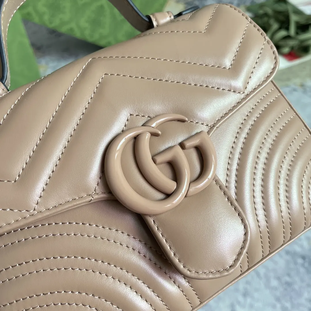 Gucci Style Beige Bag Lookbook Reference image 3