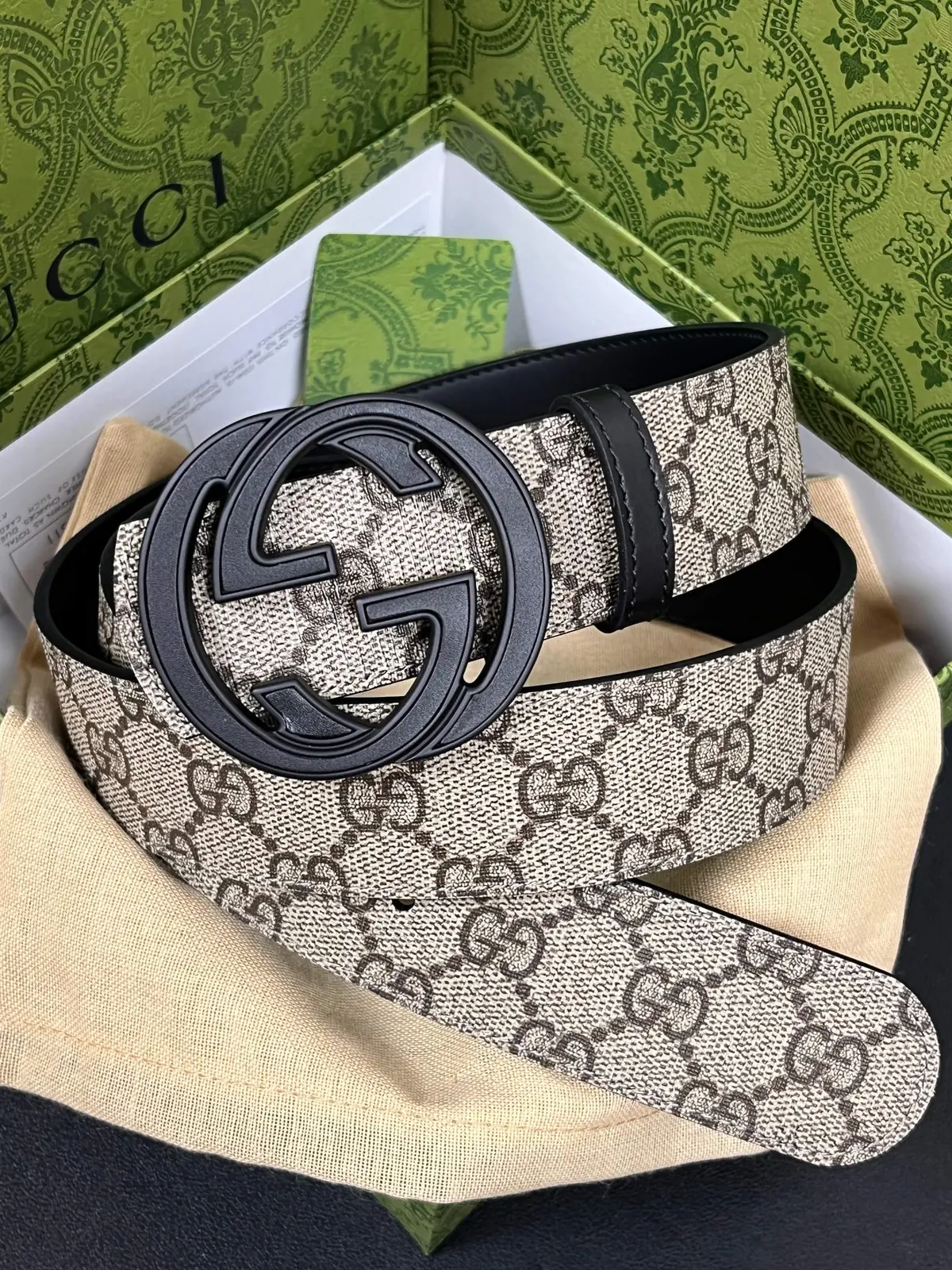 Gucci Style Beige Leather Men's Belts Lookbook Reference image 1