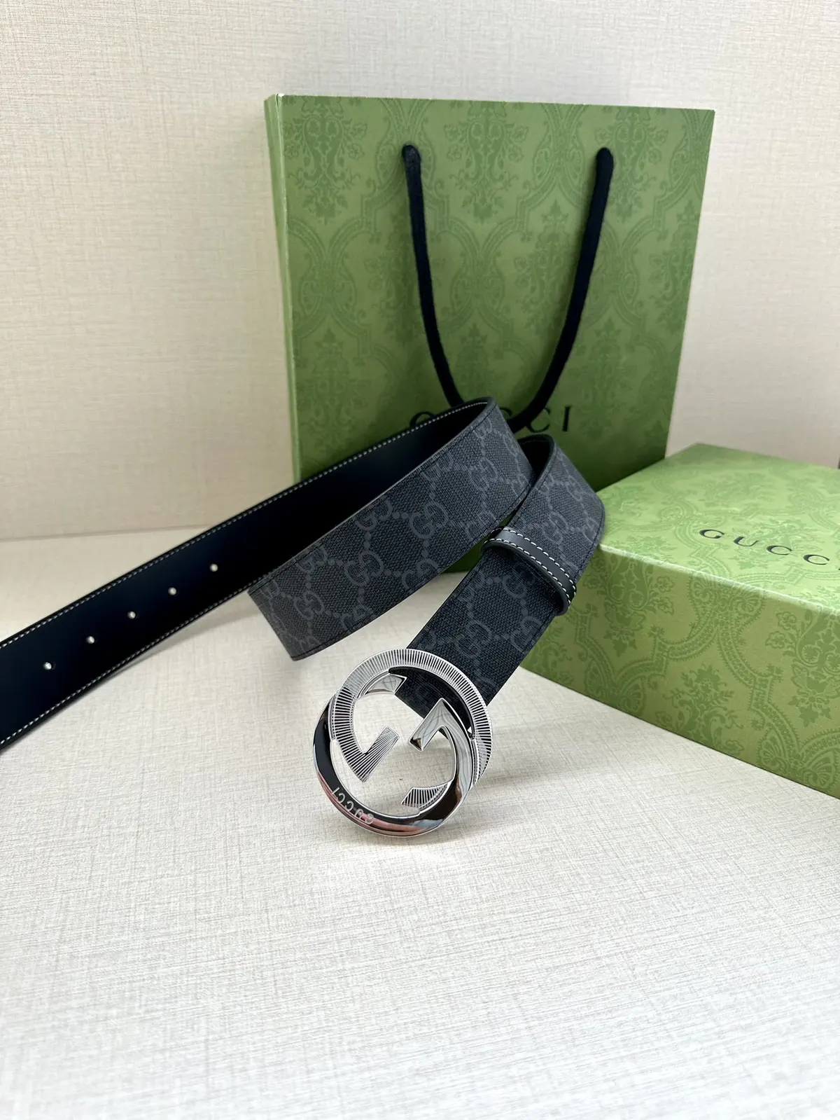 Gucci Style Black Leather Men's Belts Lookbook Reference image 6