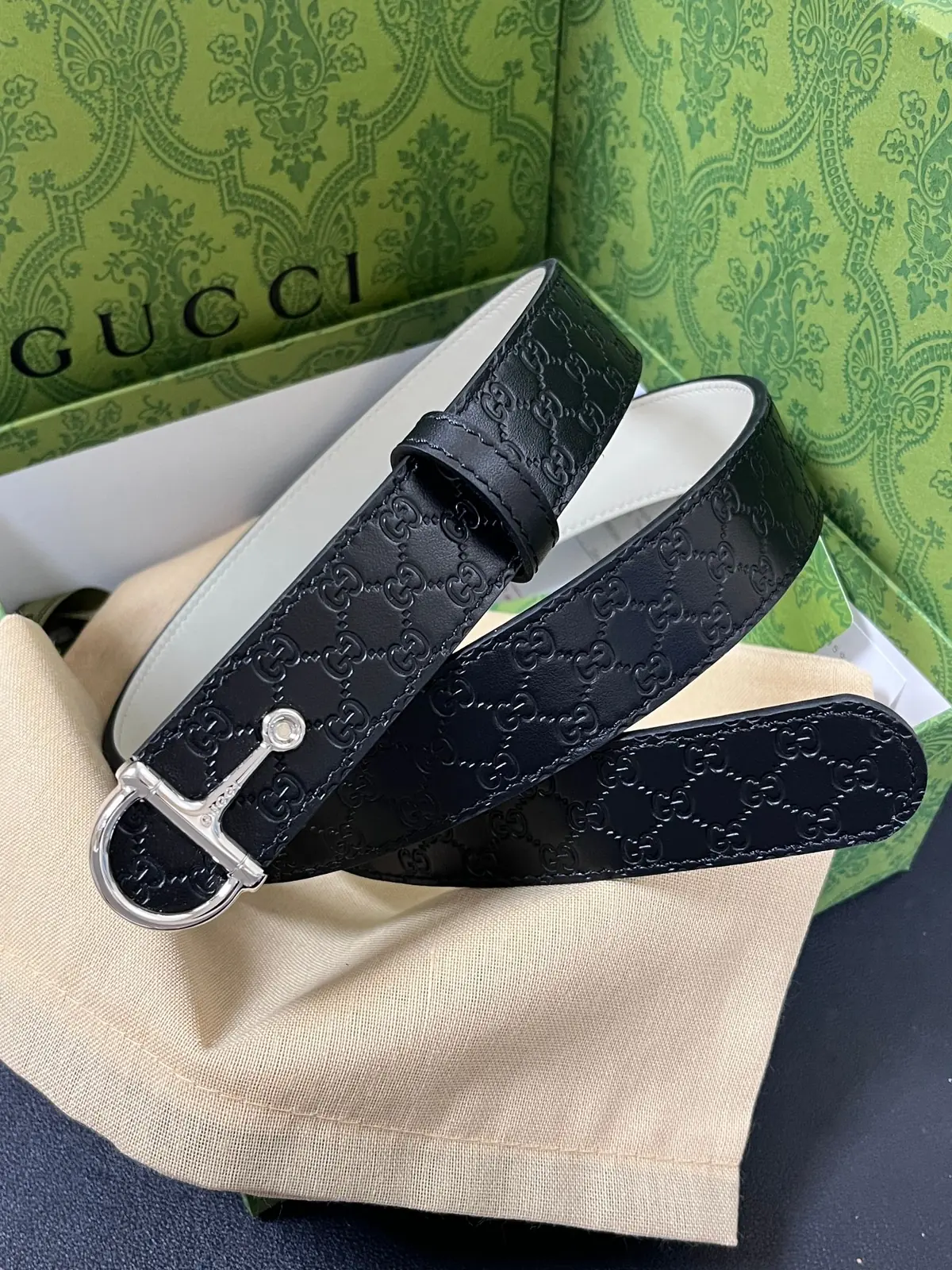 Gucci Style Black Leather Women's Belts Lookbook Reference image 1